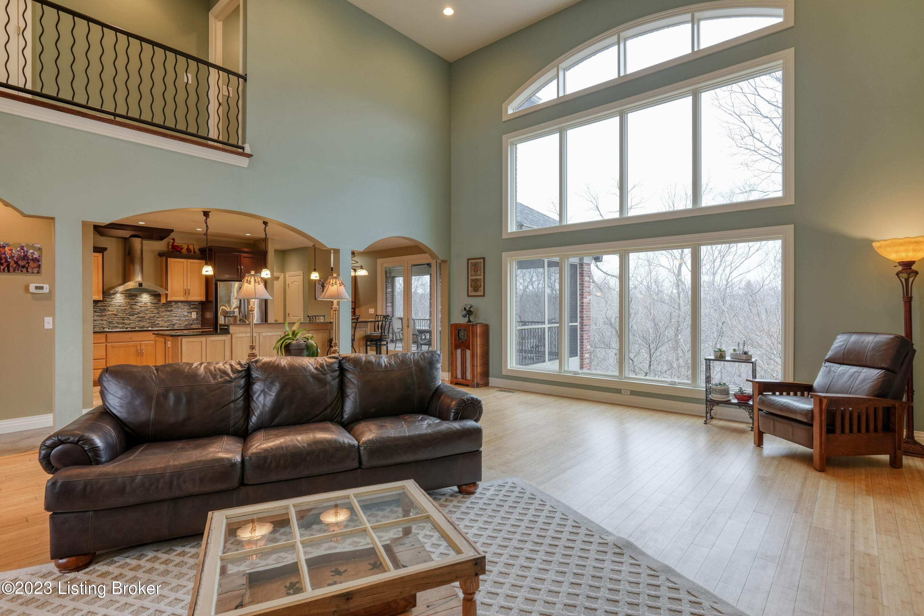 10061 Harrods Creek Dr