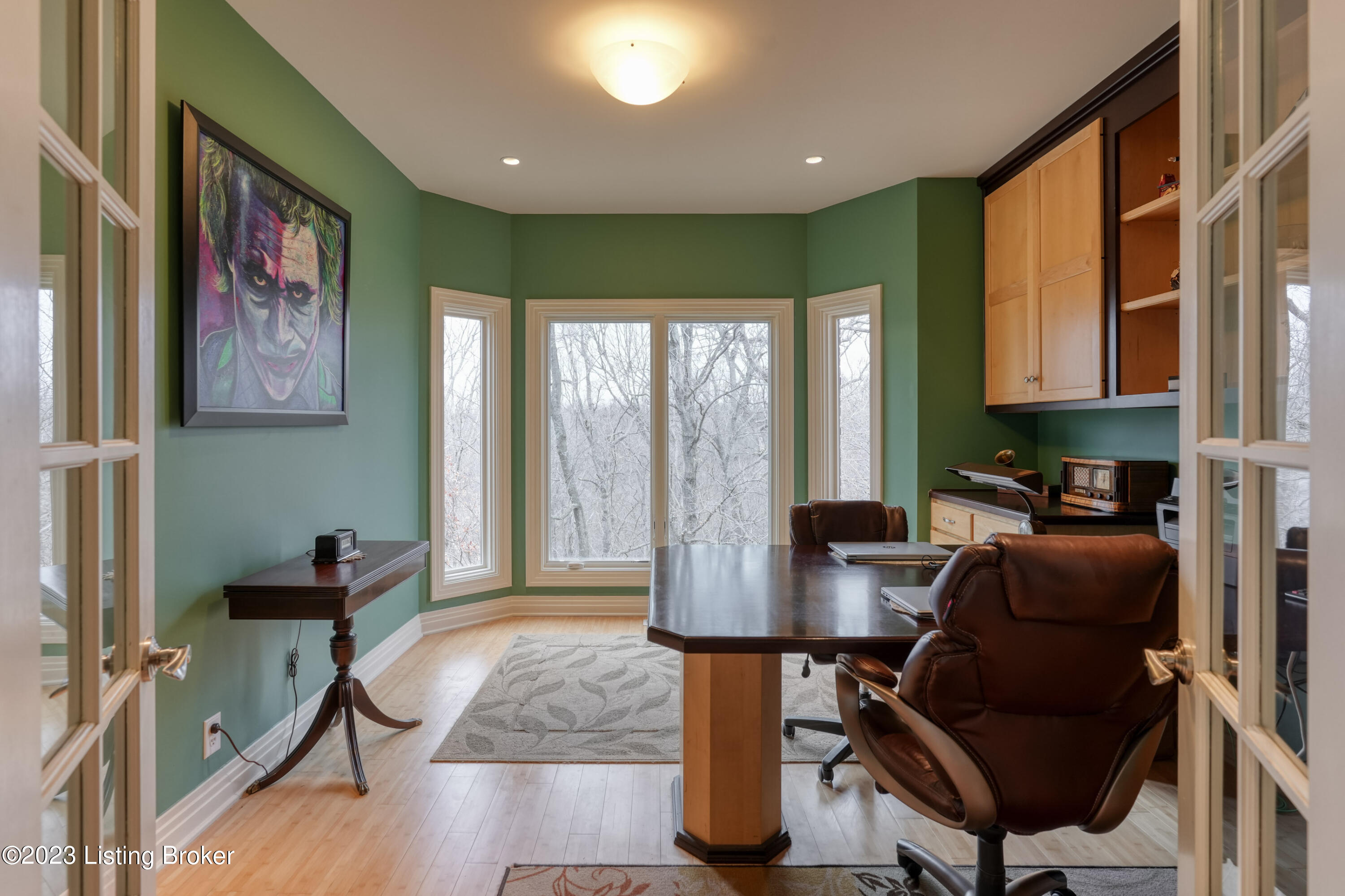 10061 Harrods Creek Dr