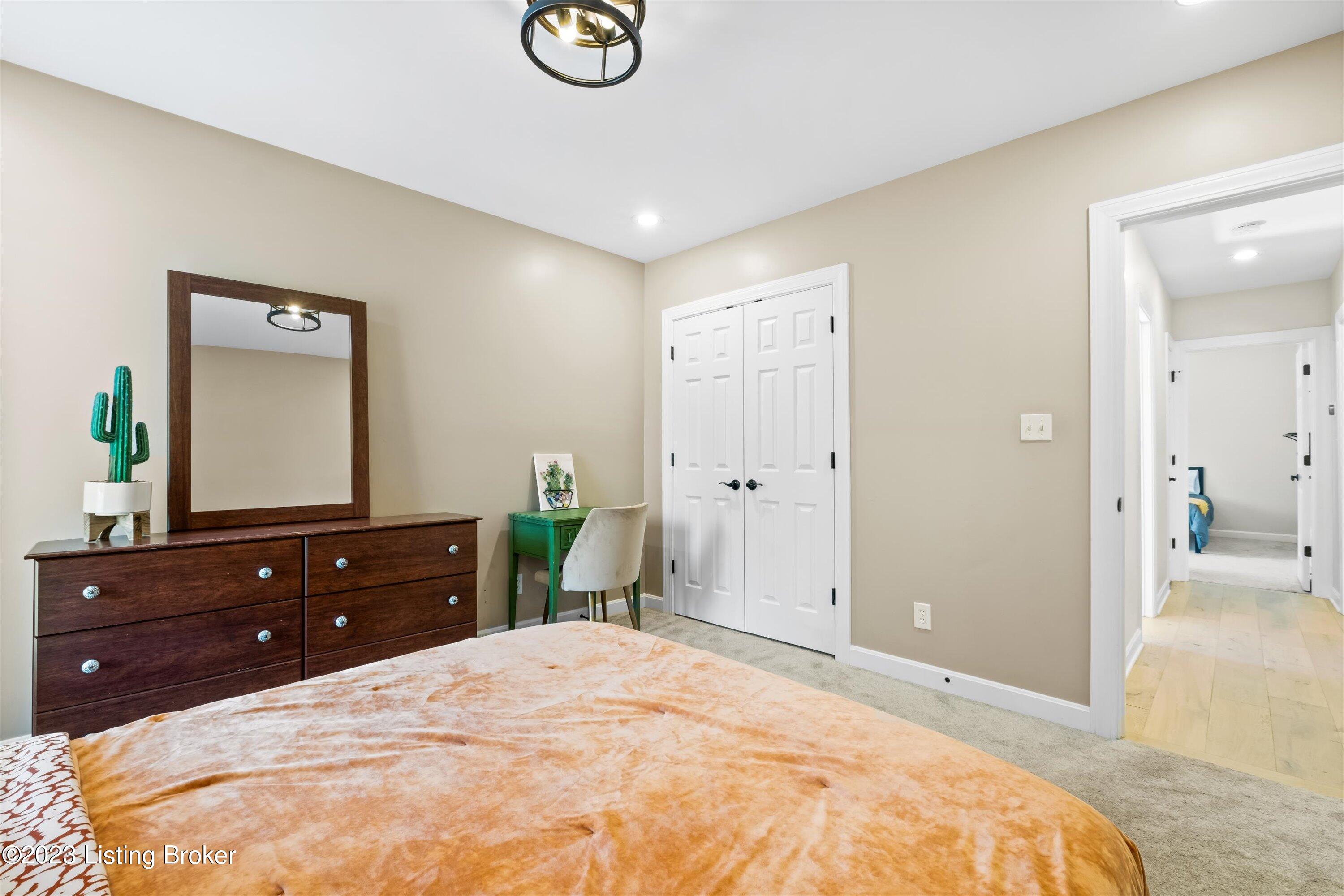 14607 Golden Leaf Pl