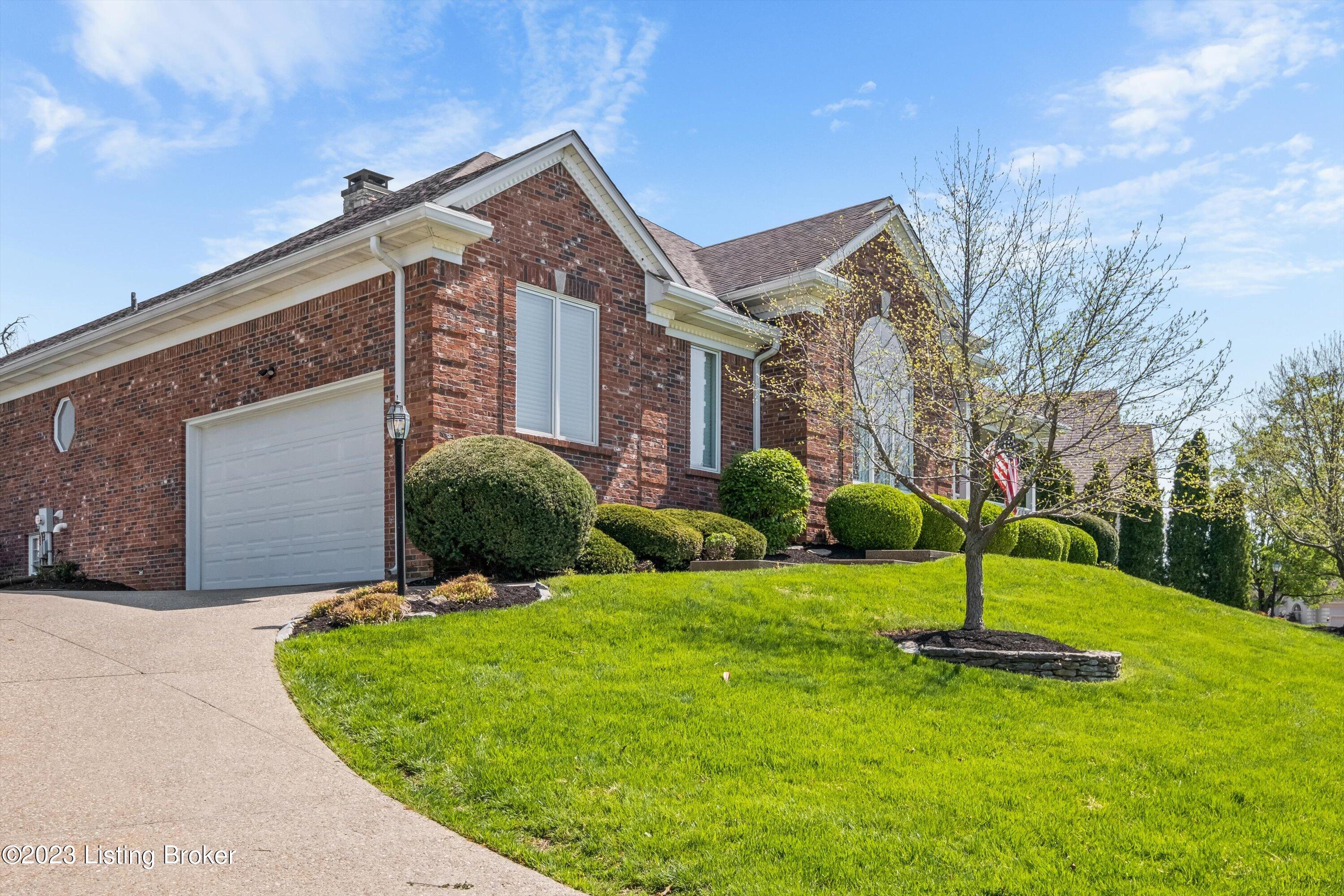 14607 Golden Leaf Pl