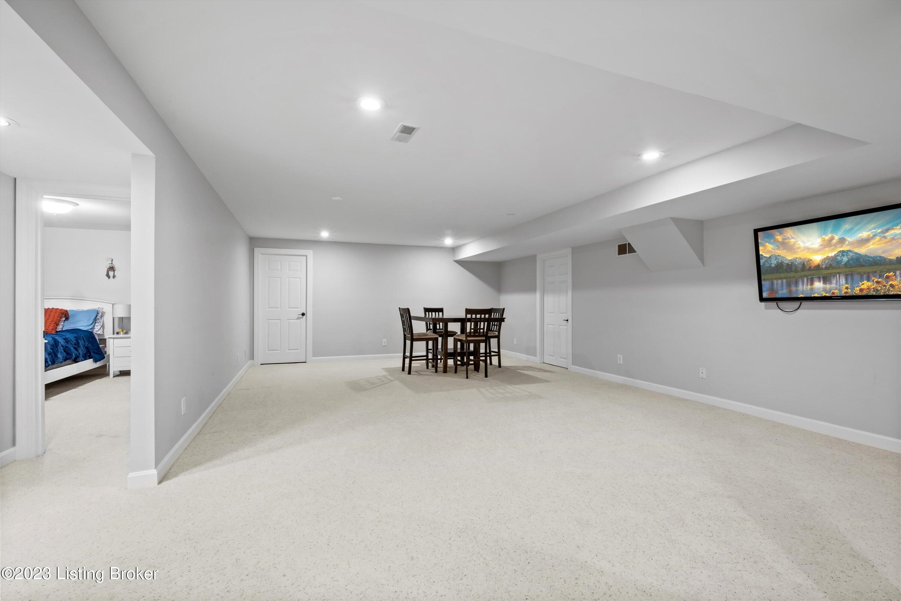 14607 Golden Leaf Pl