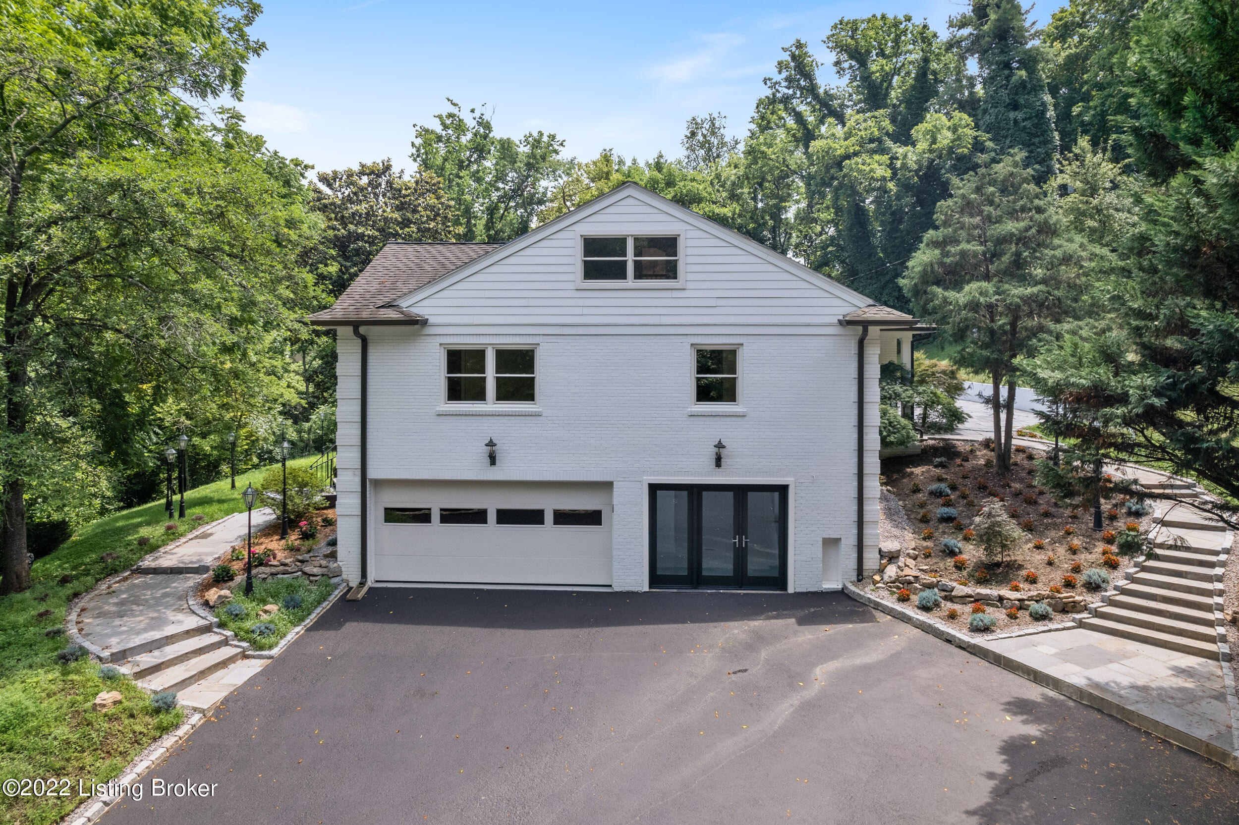 33 Arrowhead Rd