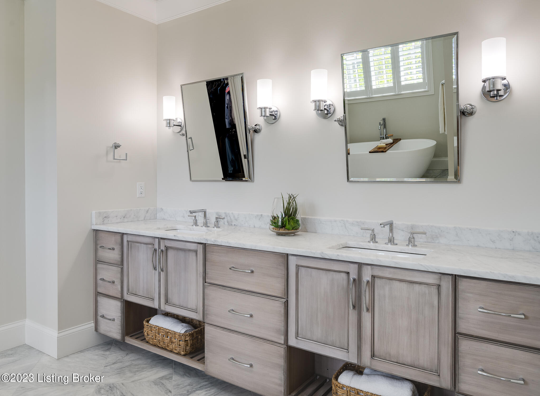 5607 Harrods Glen Dr