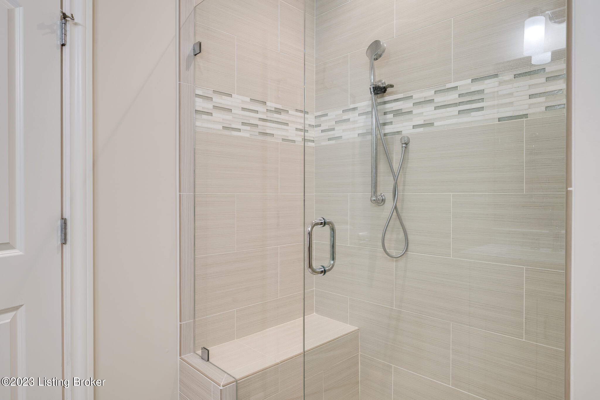 5607 Harrods Glen Dr