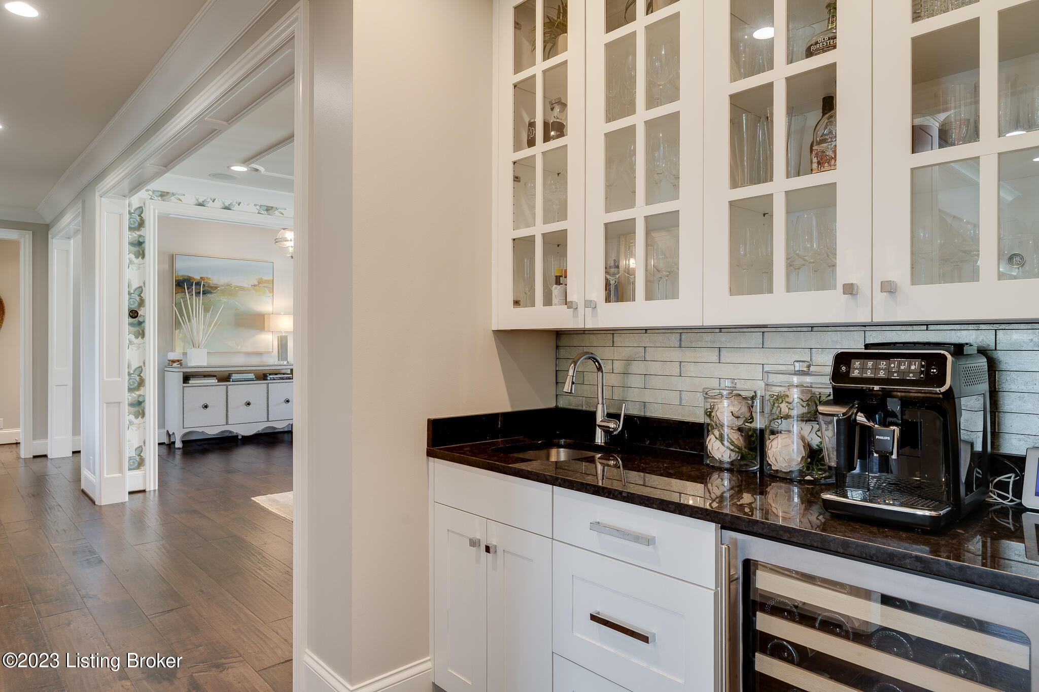5607 Harrods Glen Dr