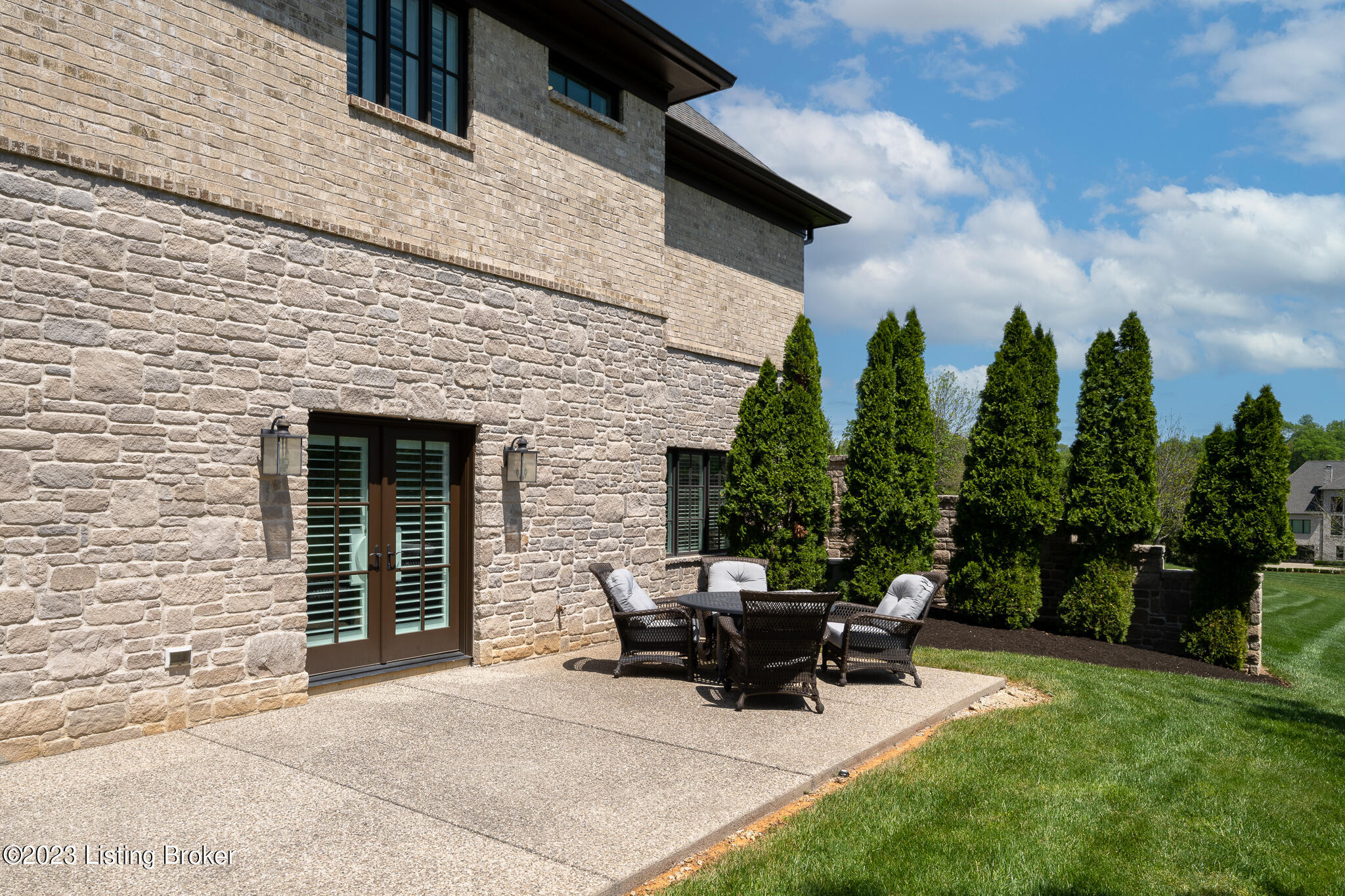 5607 Harrods Glen Dr