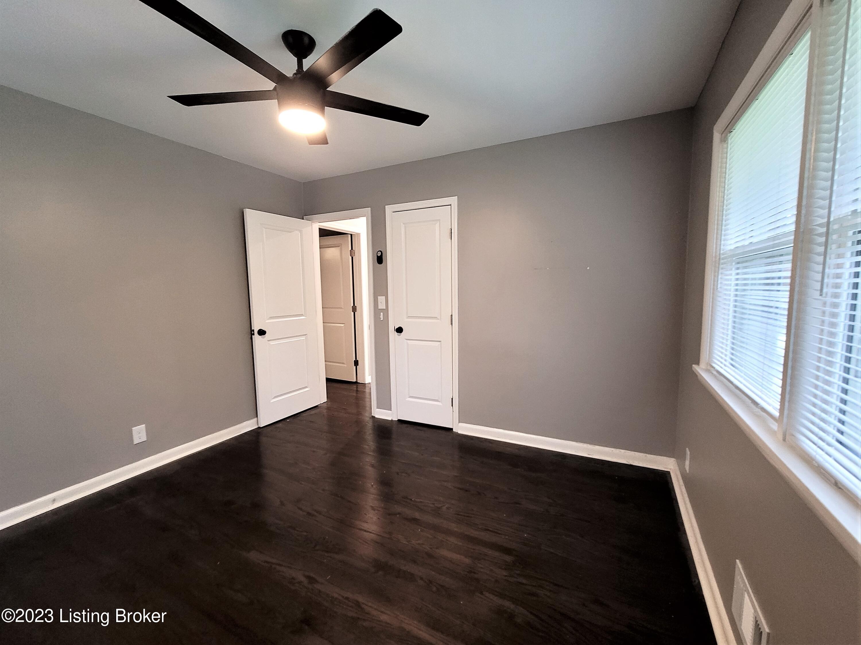 327 Primrose Dr