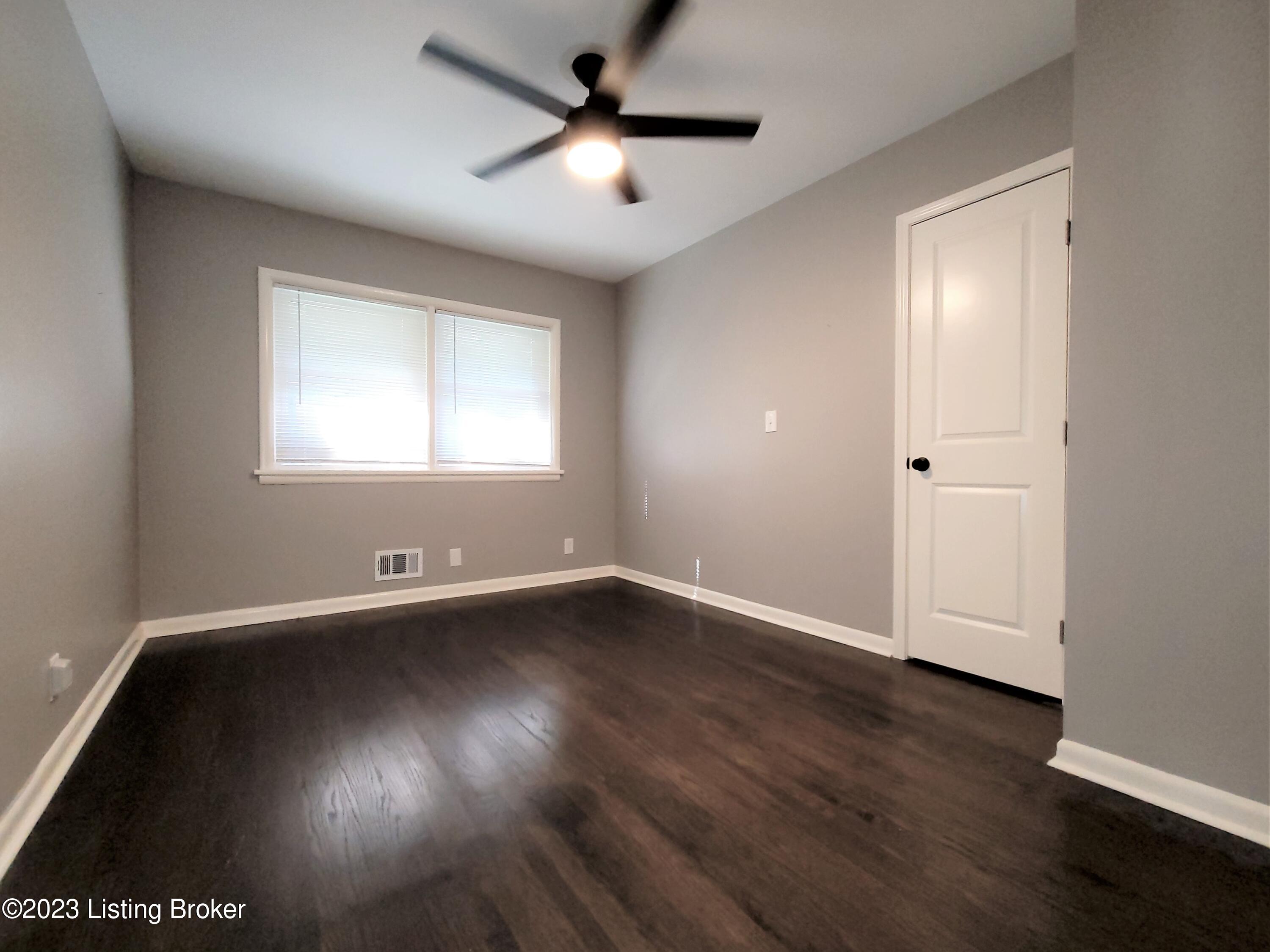 327 Primrose Dr