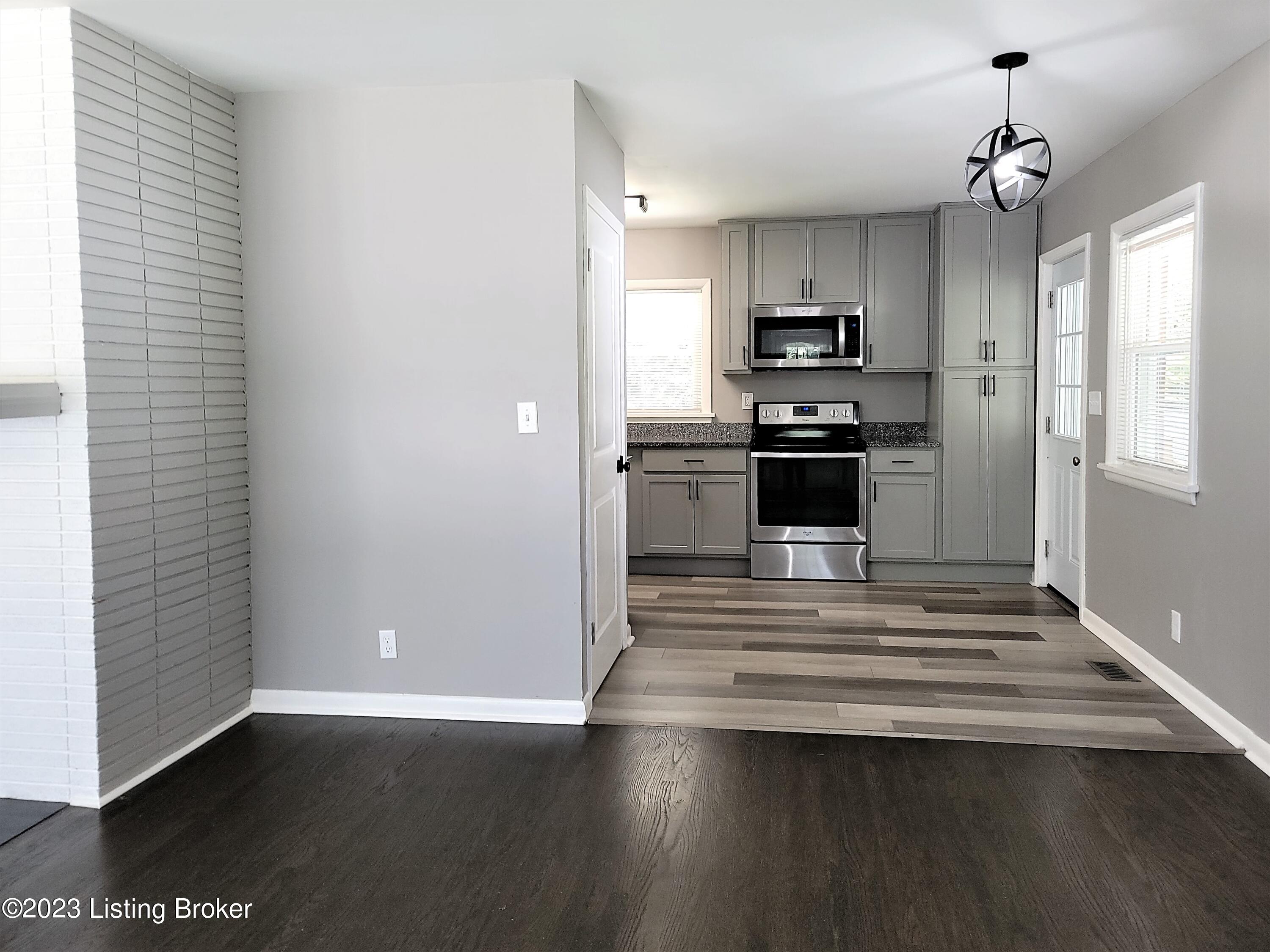 327 Primrose Dr