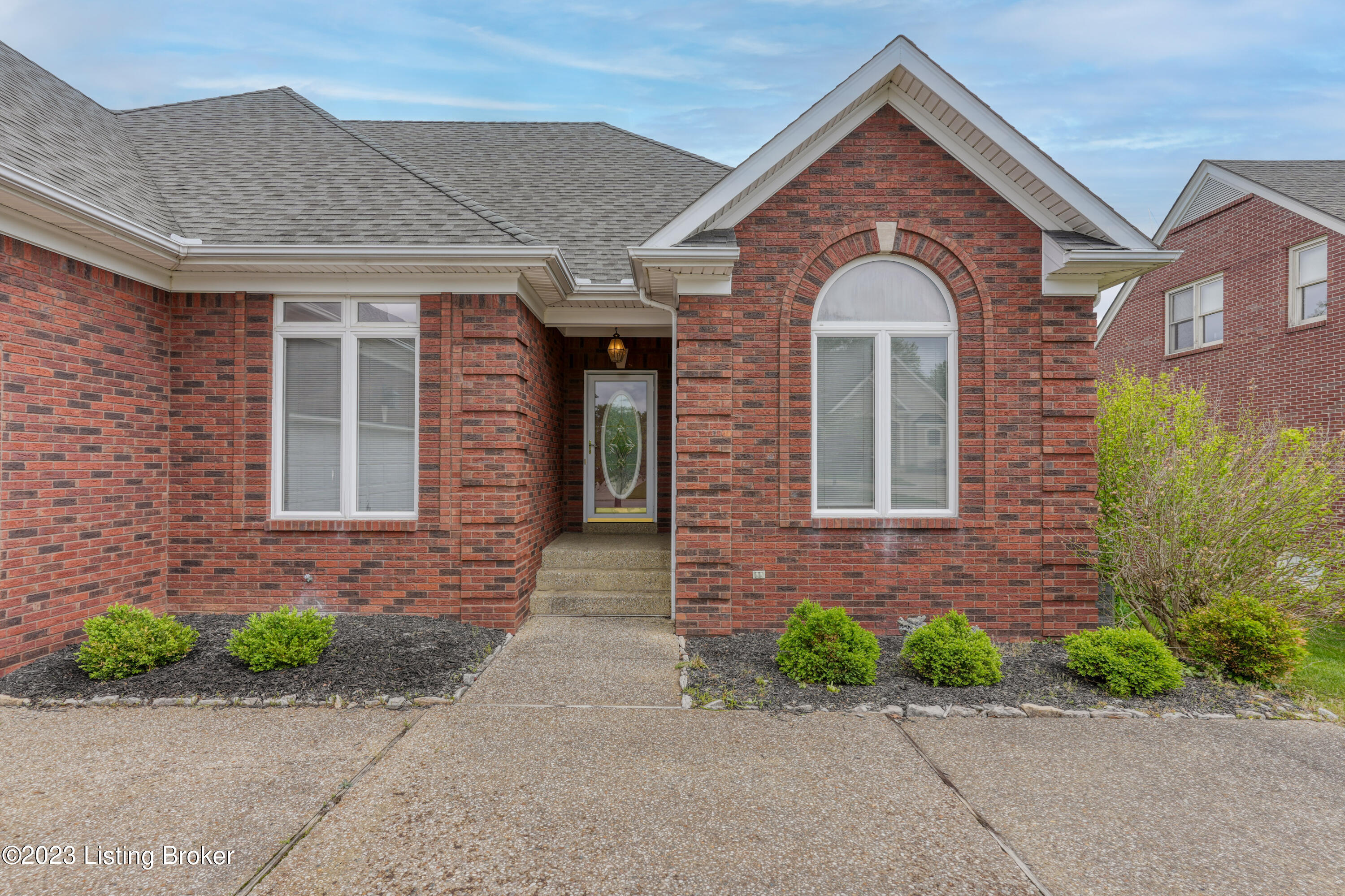 1113 Balmoral Dr