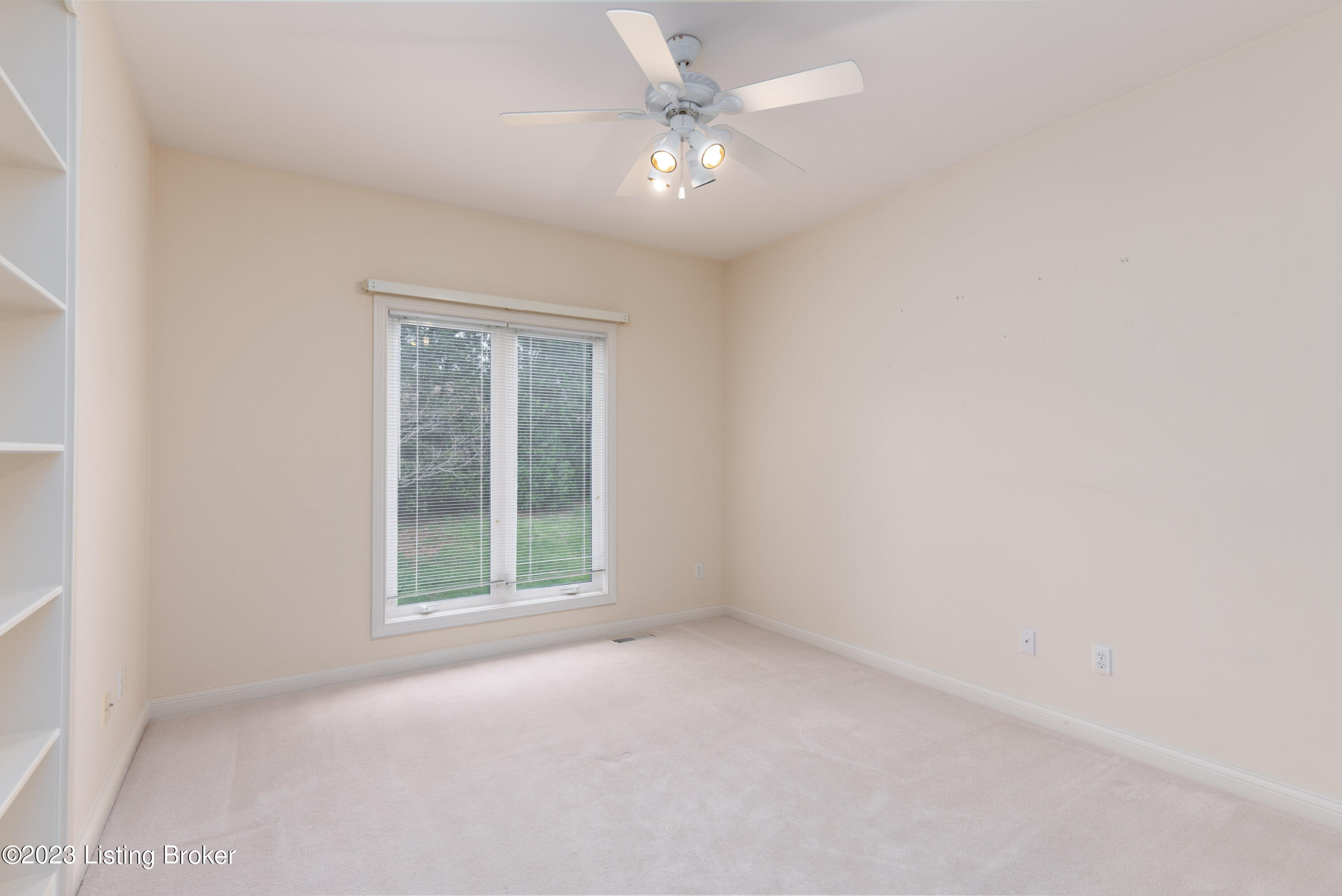 1113 Balmoral Dr