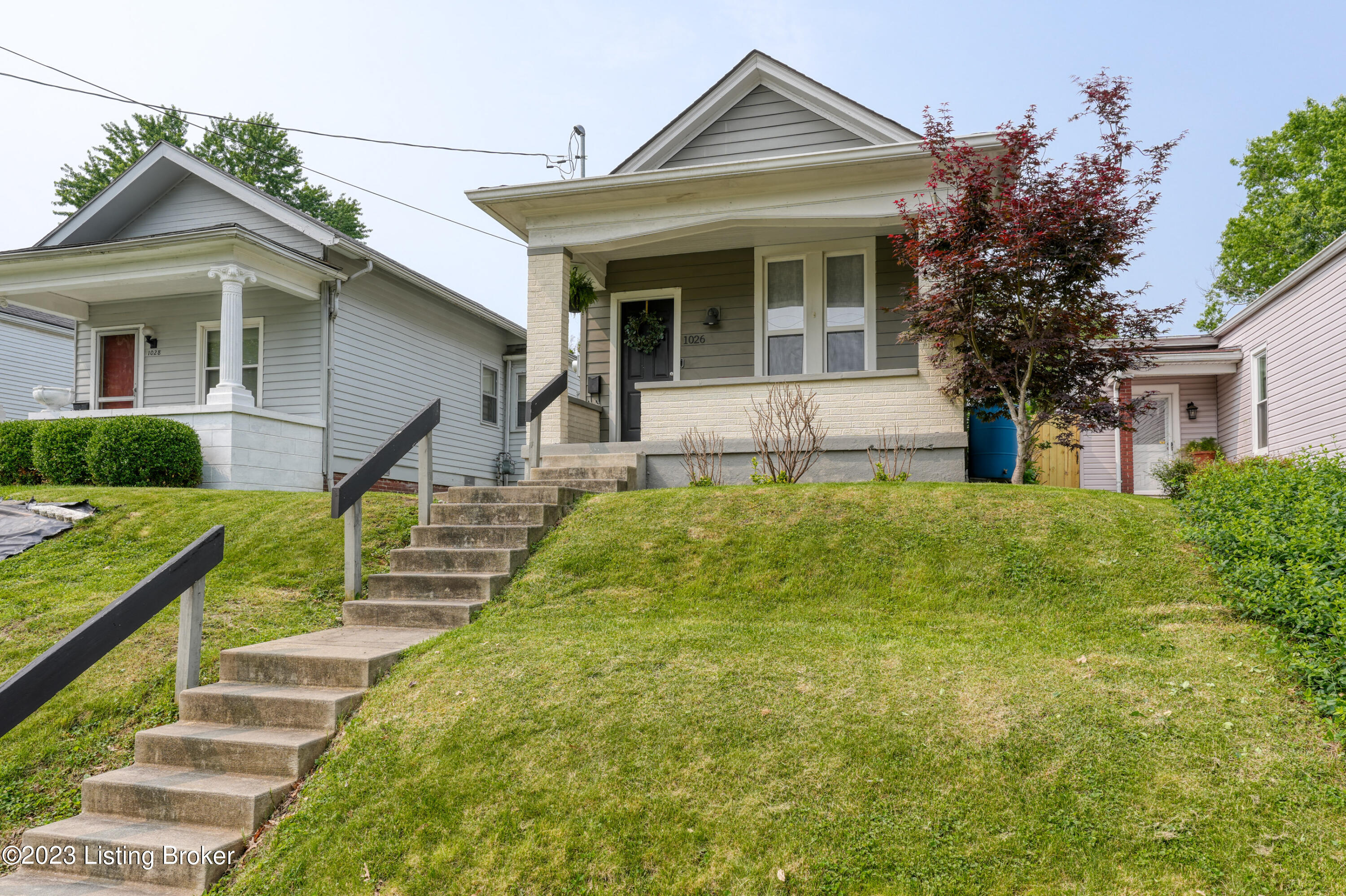 1026 Ellison Ave