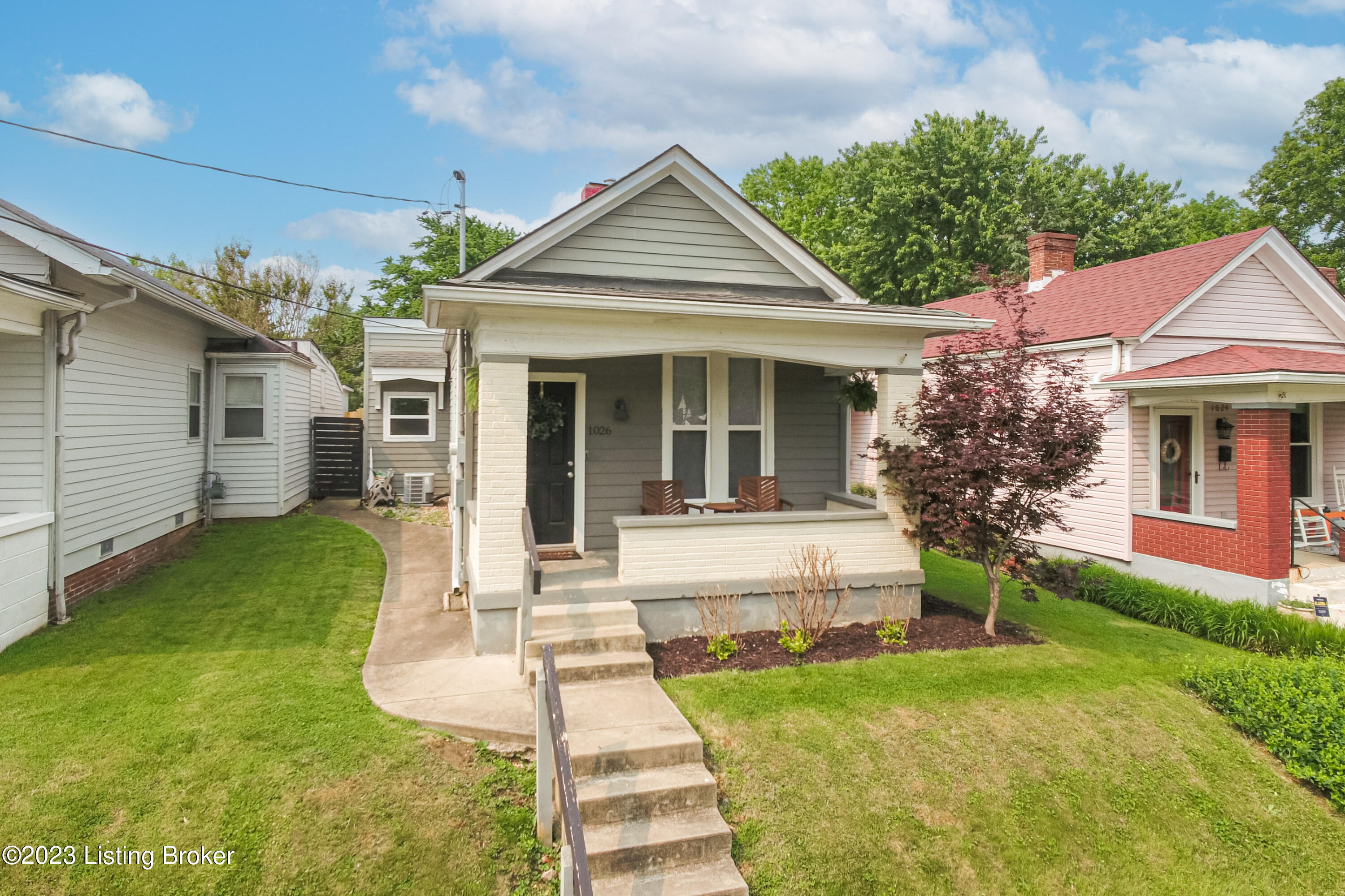 1026 Ellison Ave