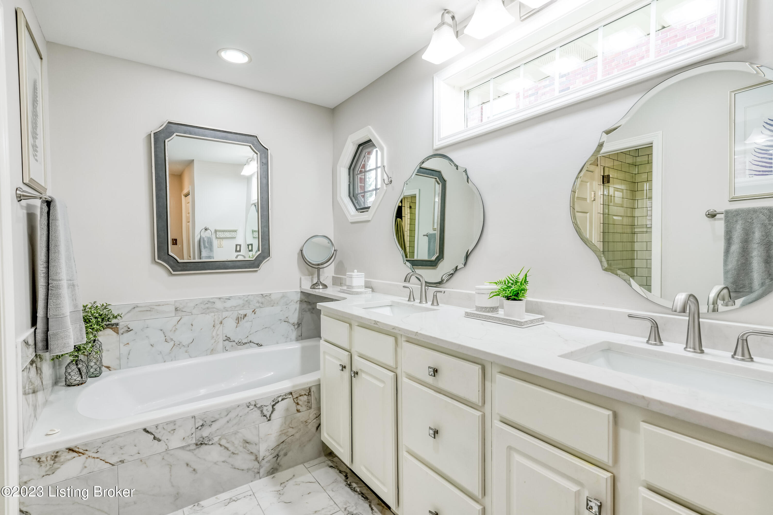 10009 Ivybridge Cir