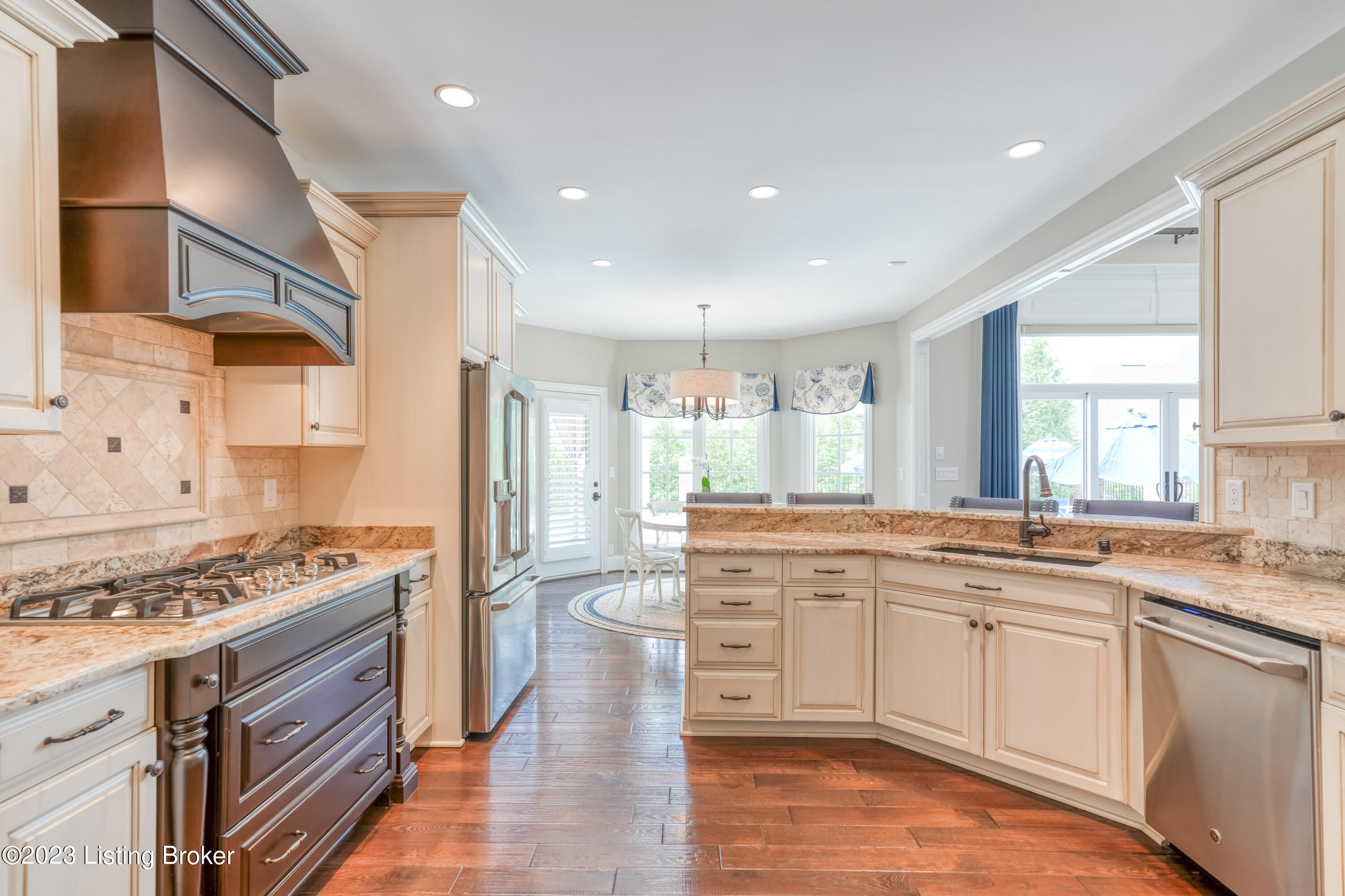 11010 Pebble Creek Dr