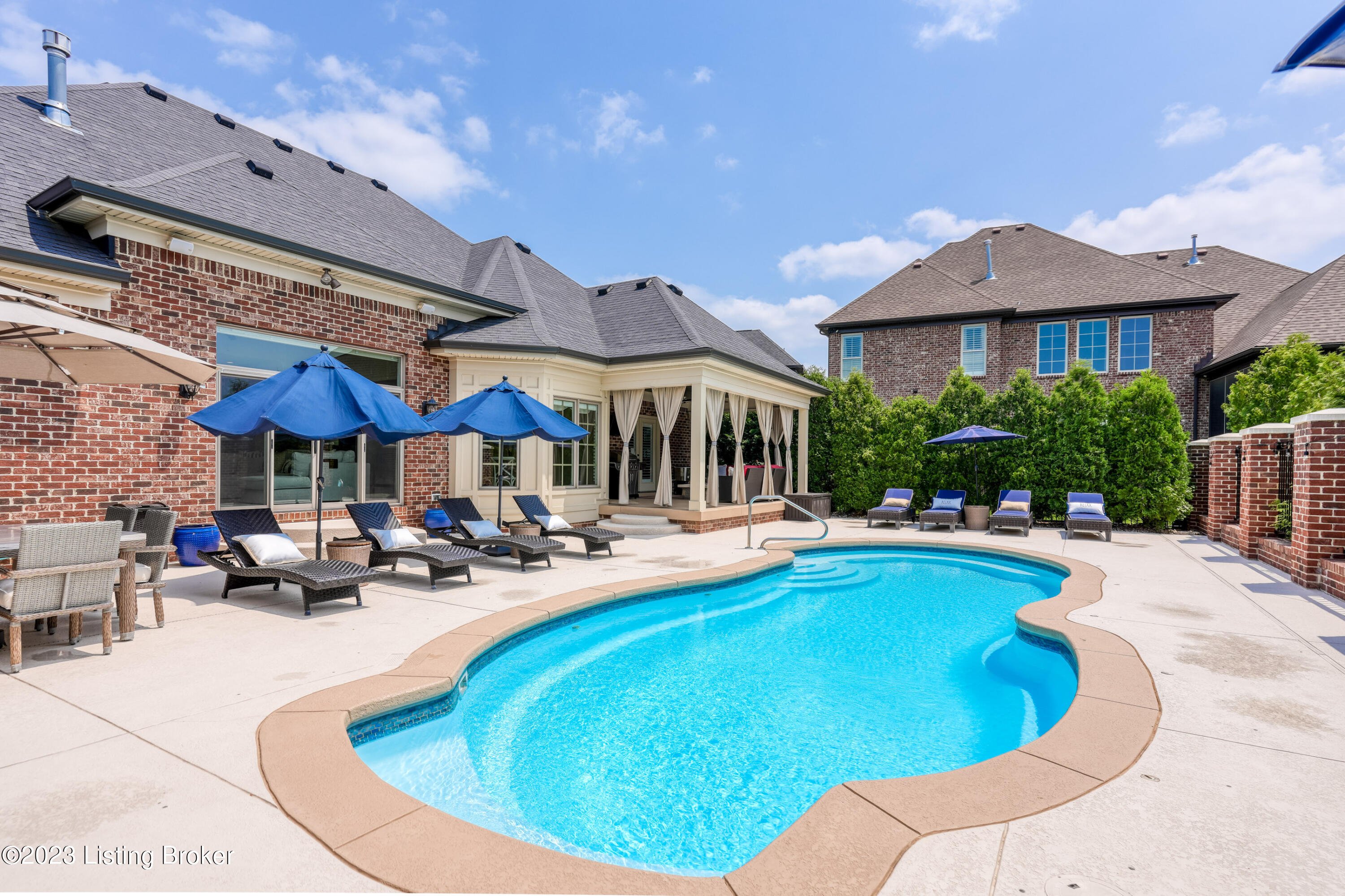 11010 Pebble Creek Dr