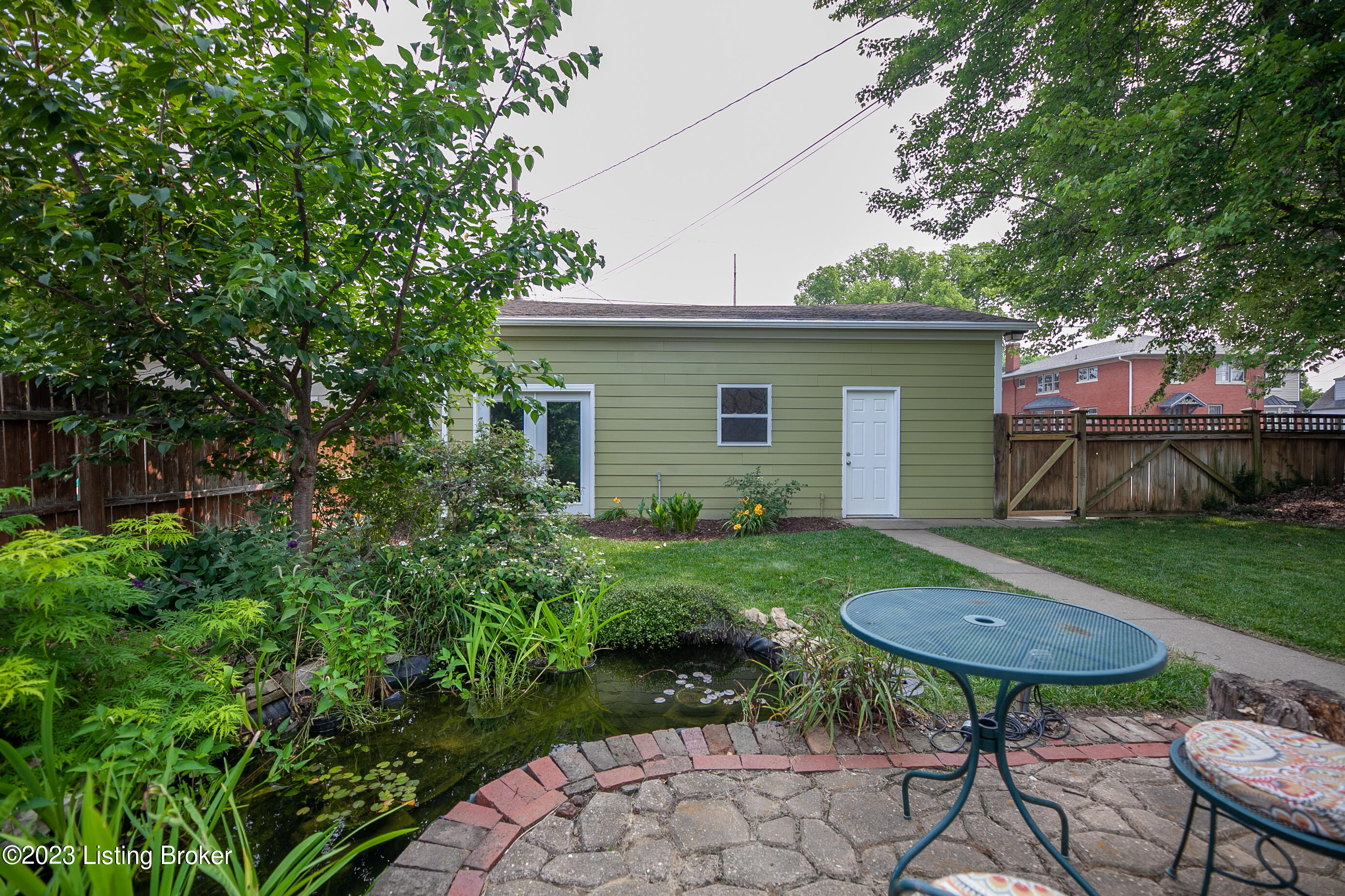 153 Wiltshire Ave
