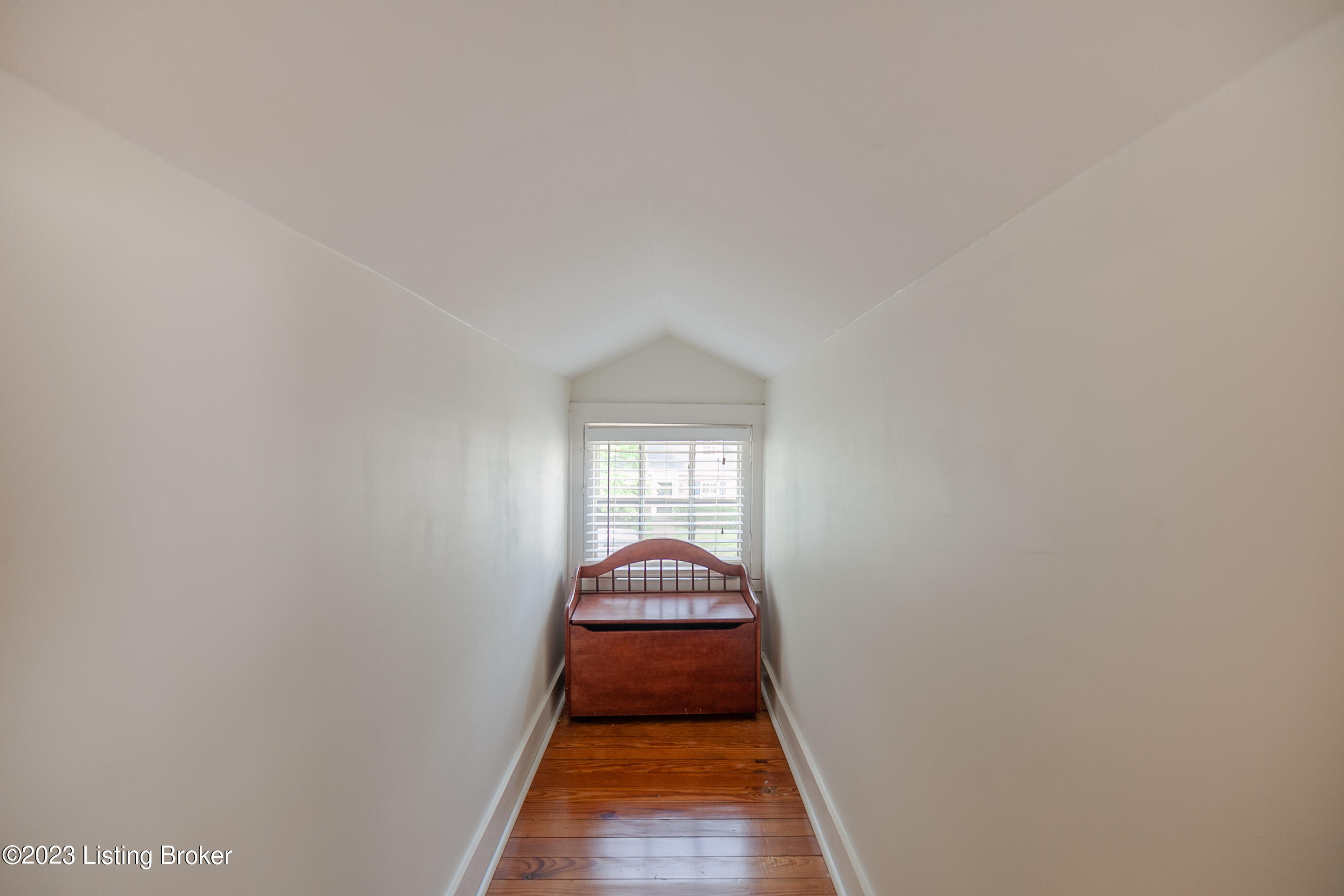 153 Wiltshire Ave