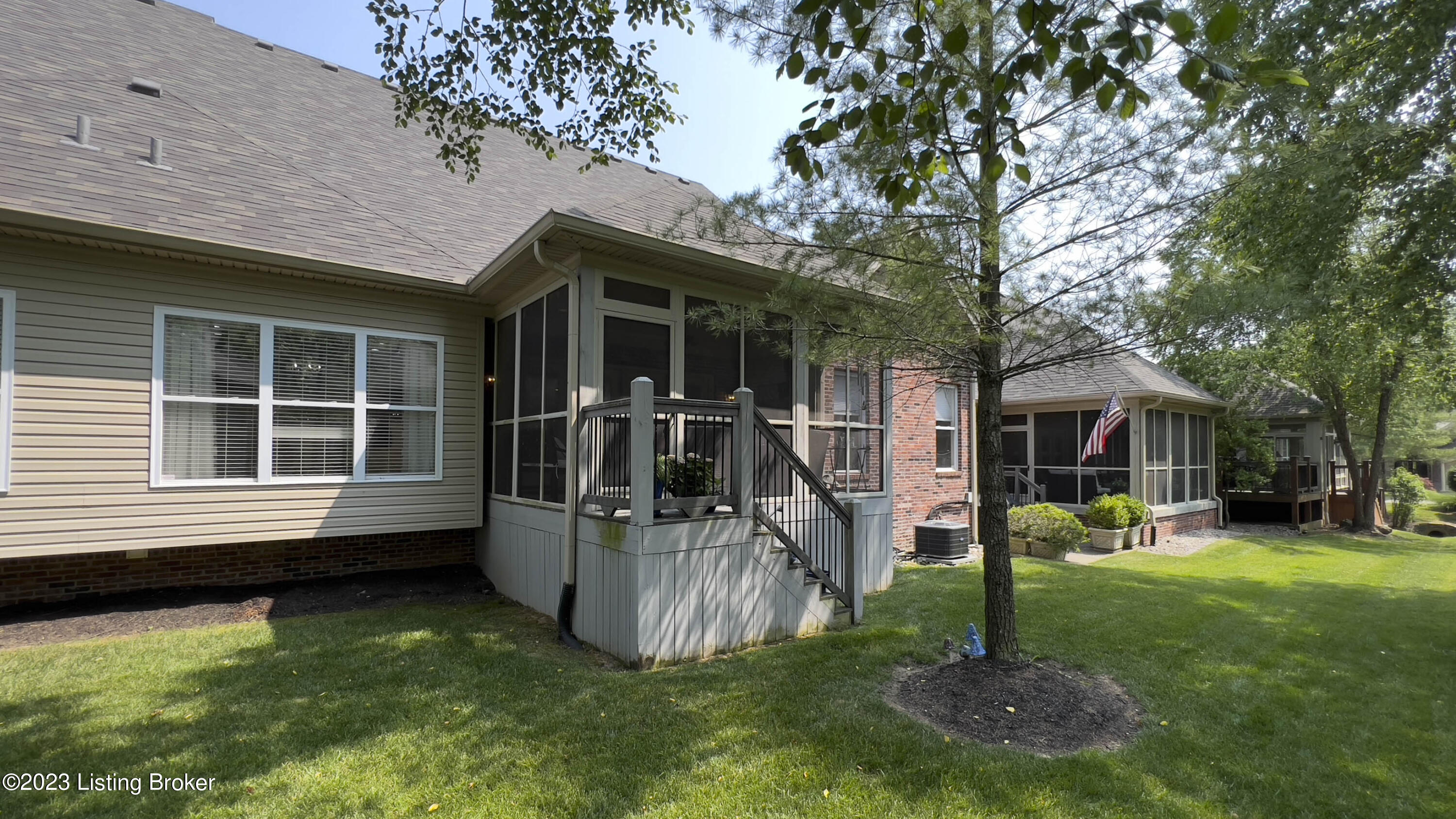 3334 Ridge Brook Cir