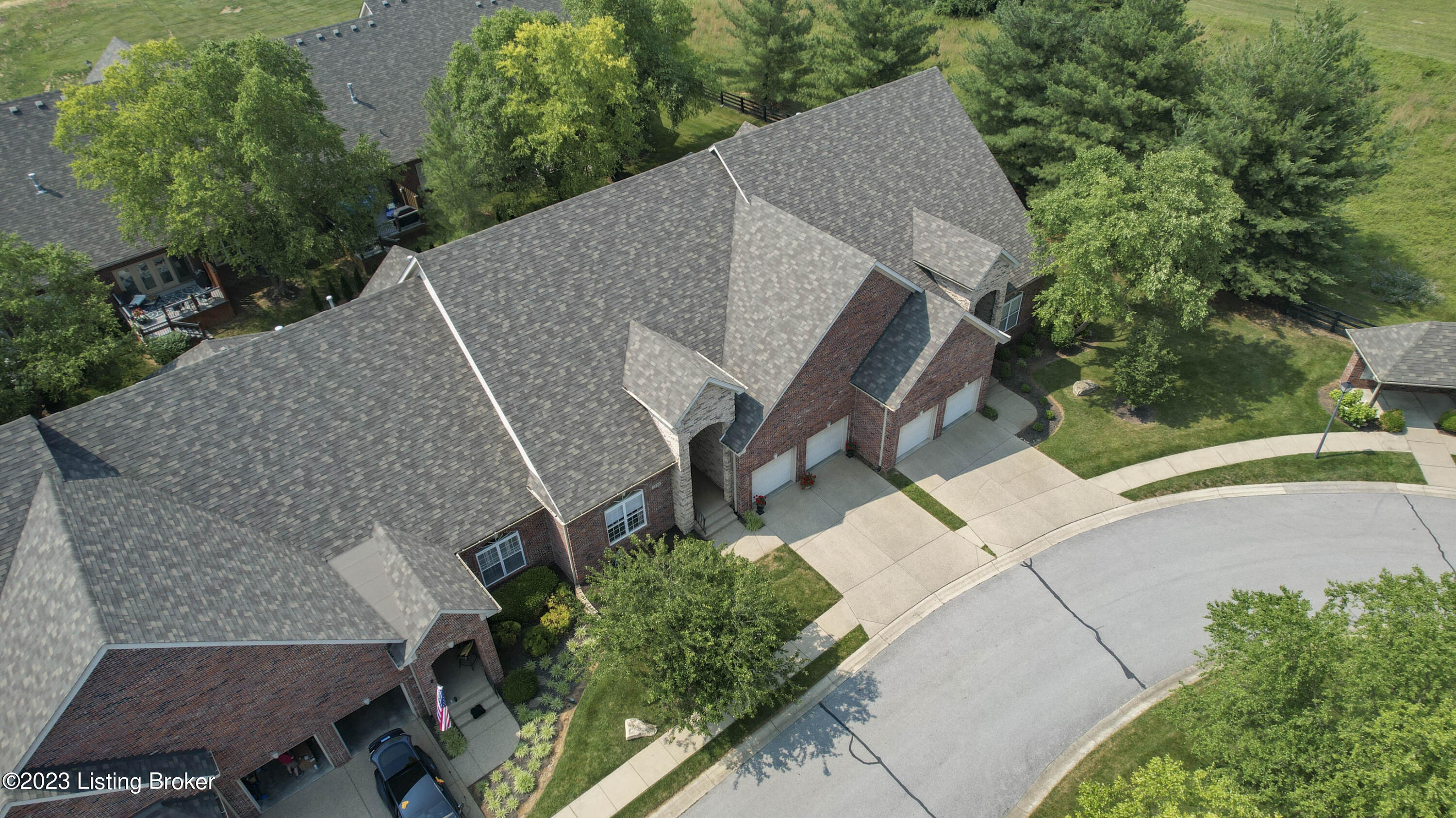 3334 Ridge Brook Cir