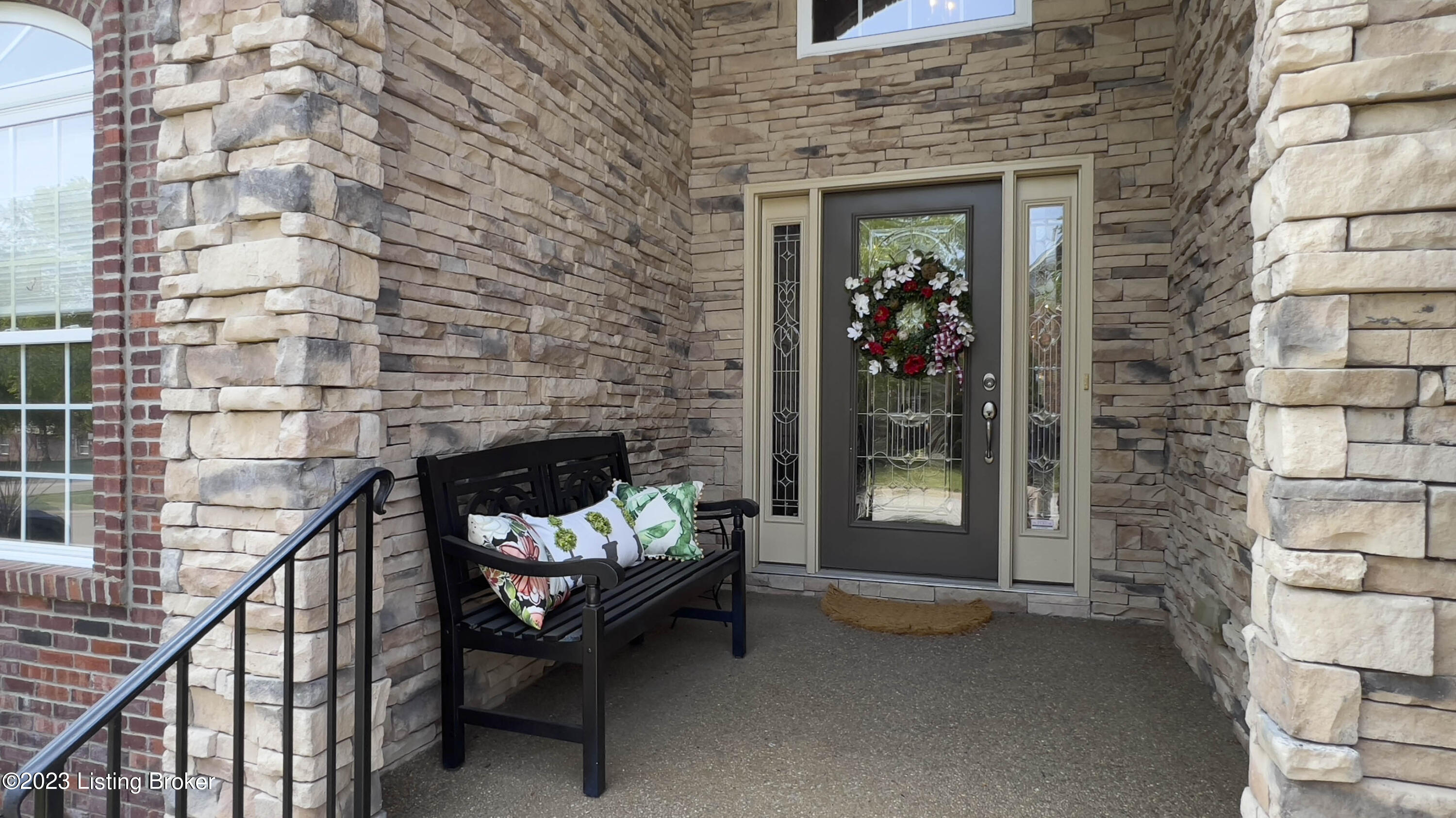 3334 Ridge Brook Cir