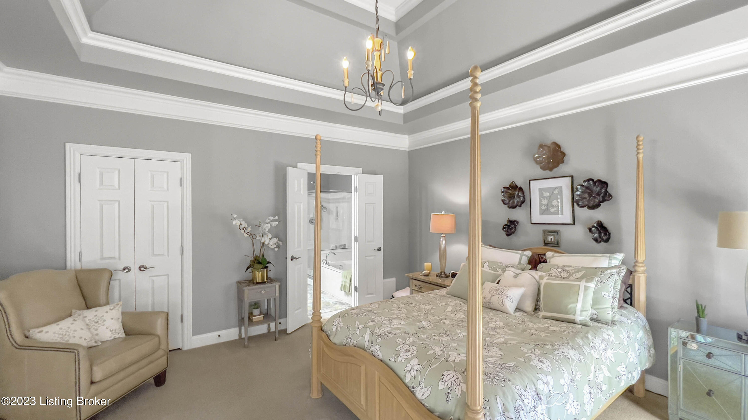 3334 Ridge Brook Cir