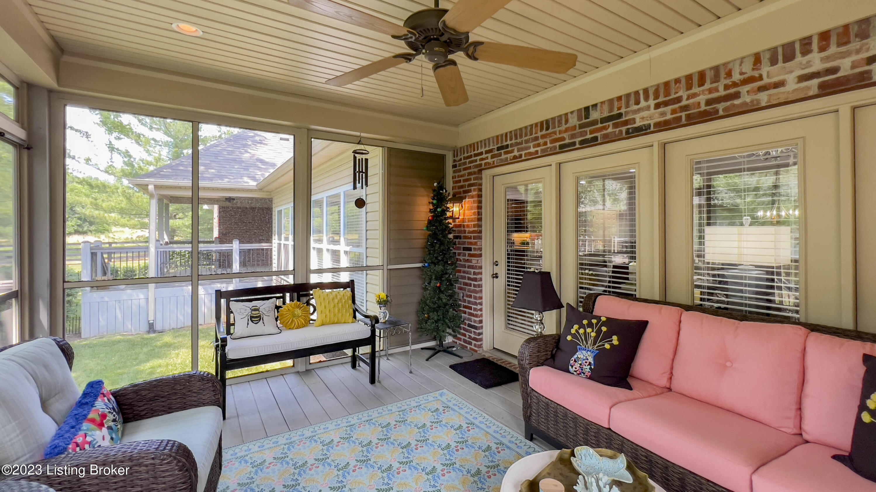 3334 Ridge Brook Cir