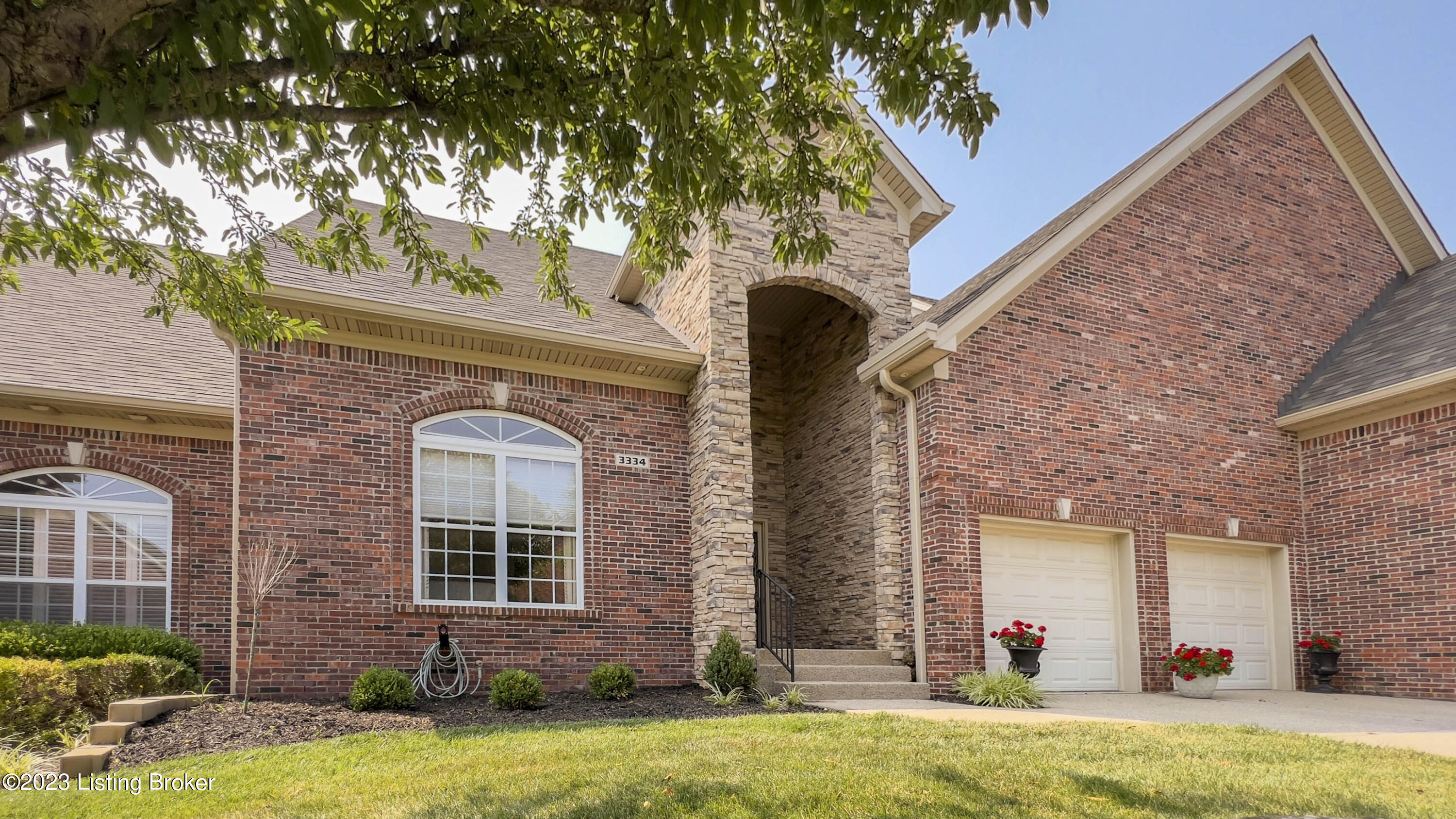 3334 Ridge Brook Cir