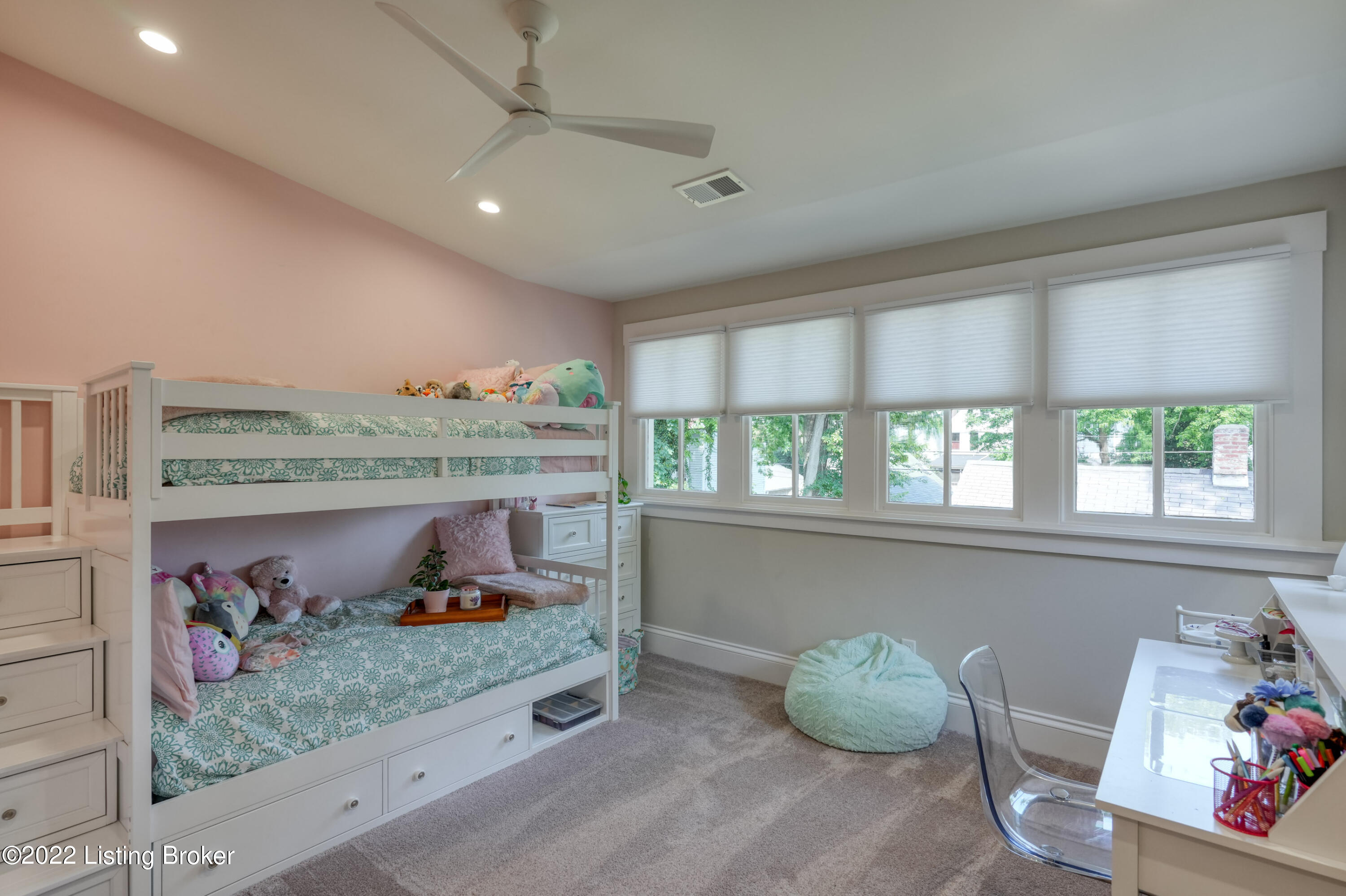1067 Cherokee Rd