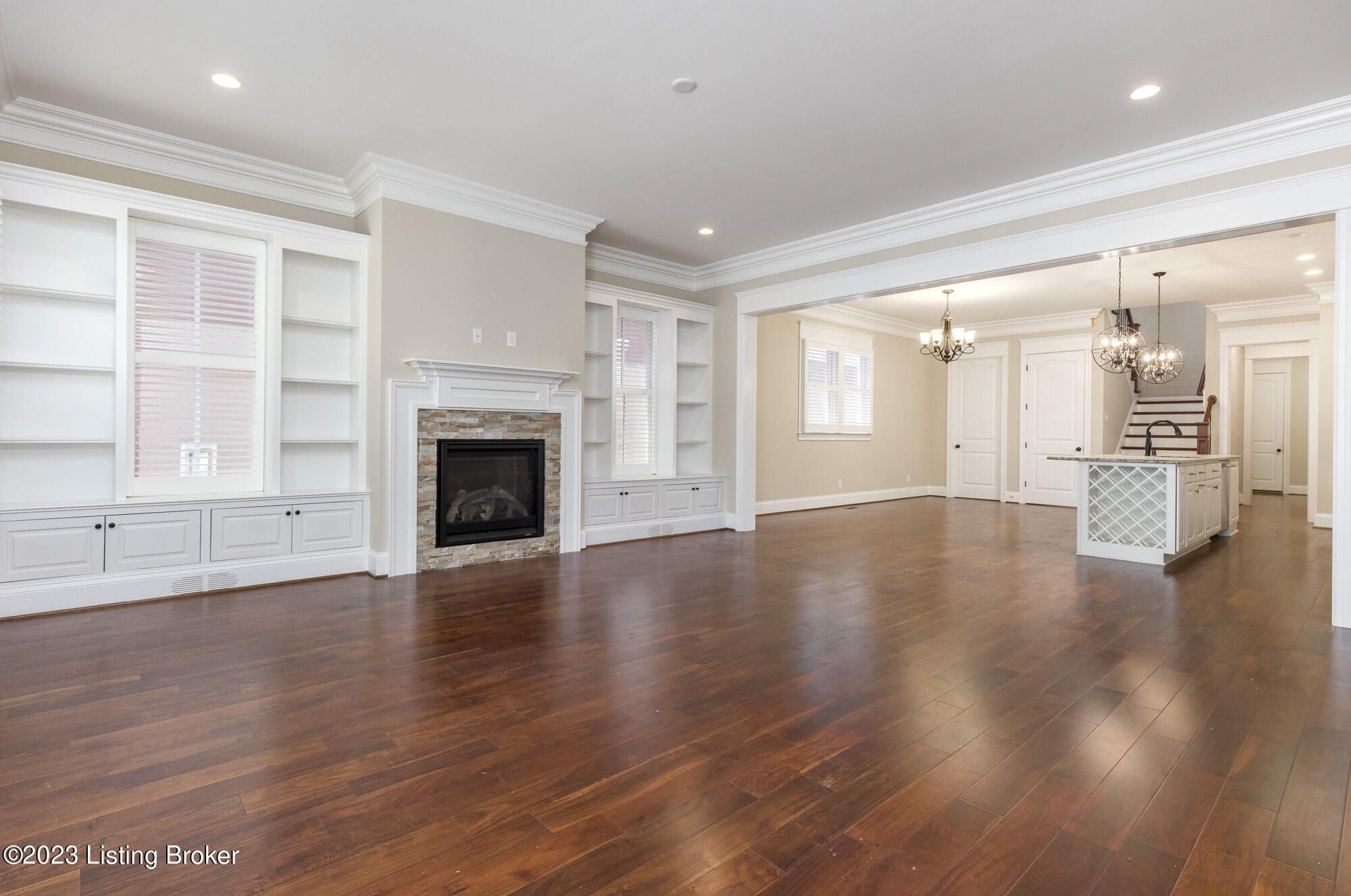 6324 Mistflower Cir