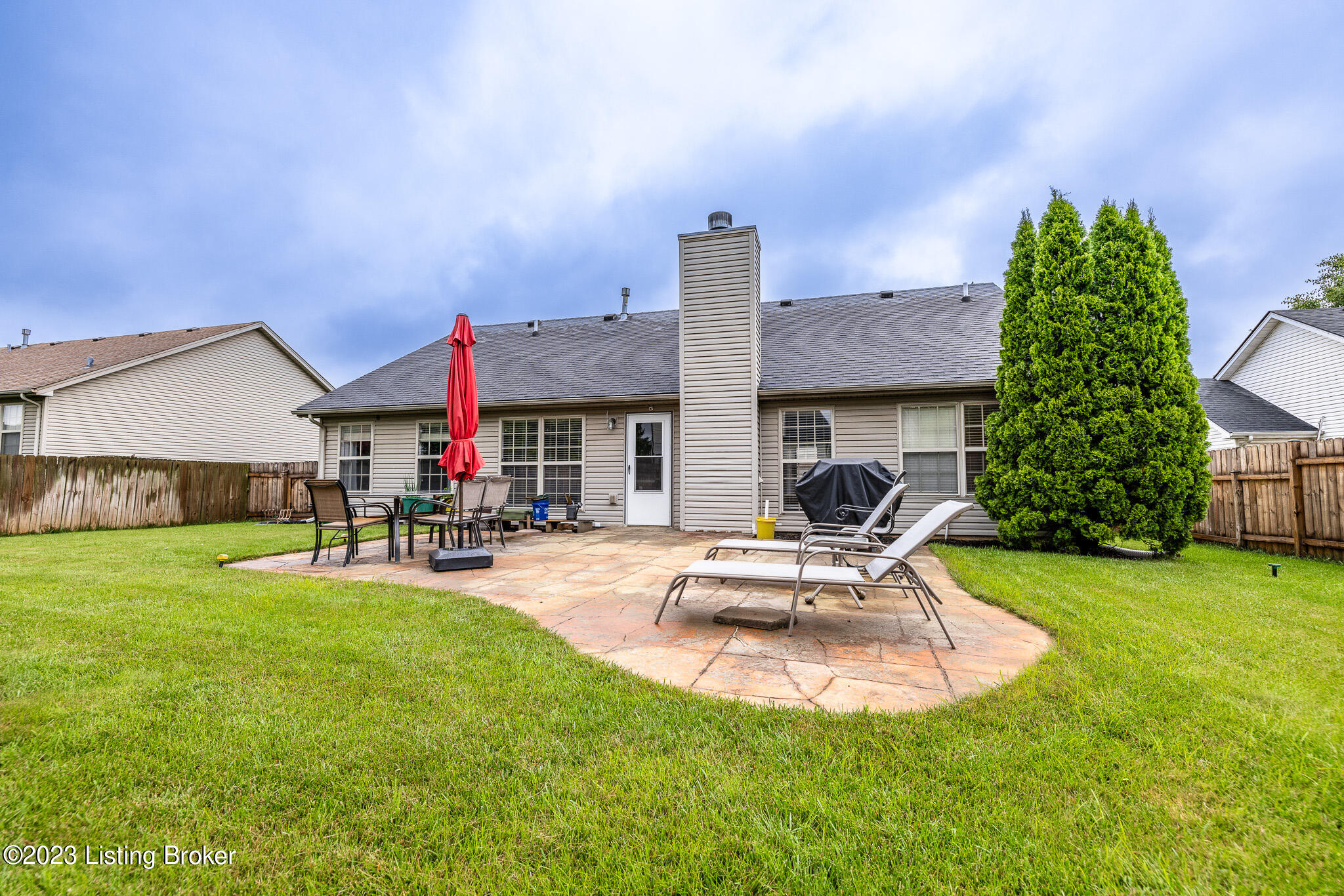 9402 Harlow Ct