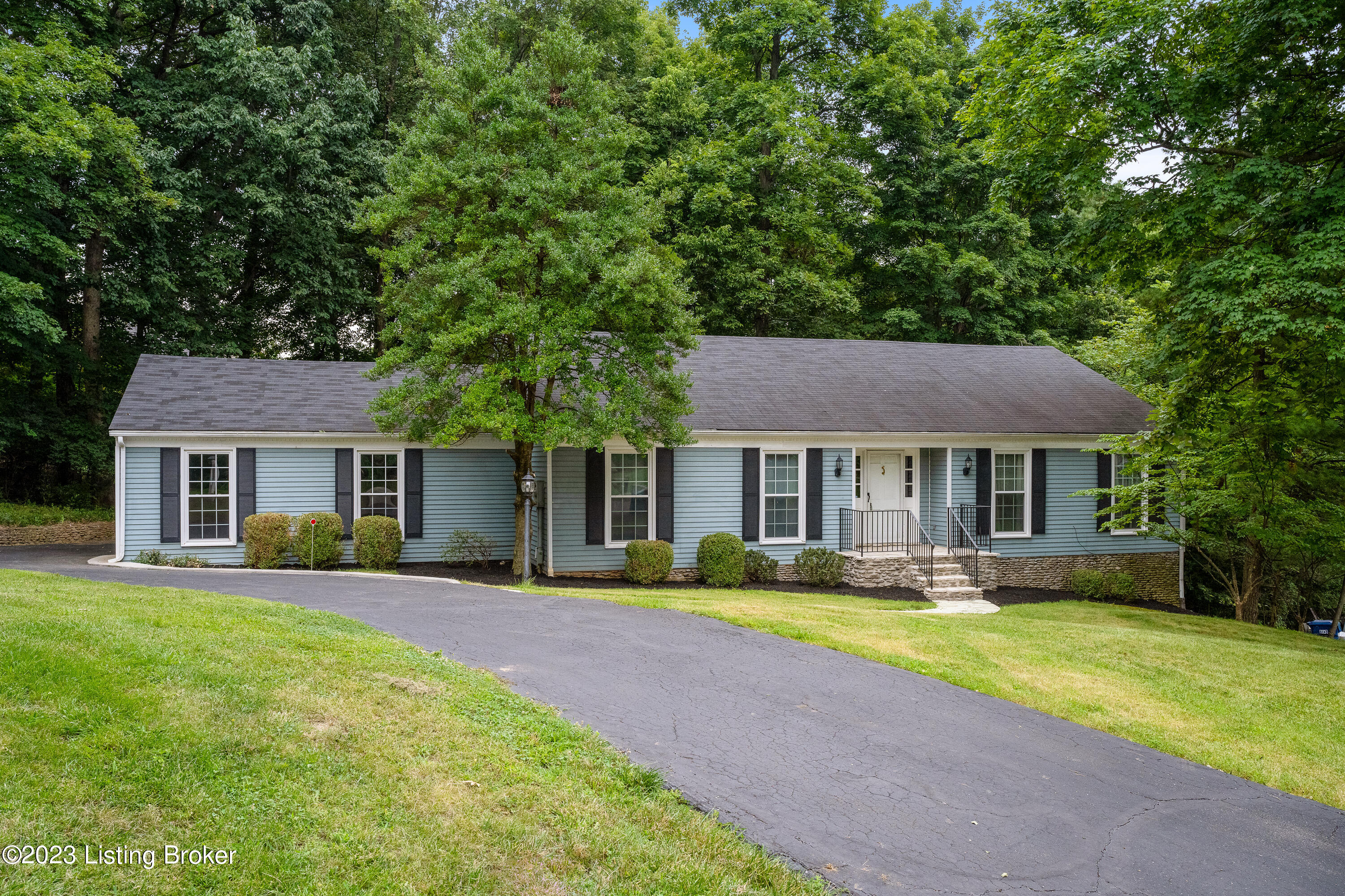 3801 Stockridge Rd