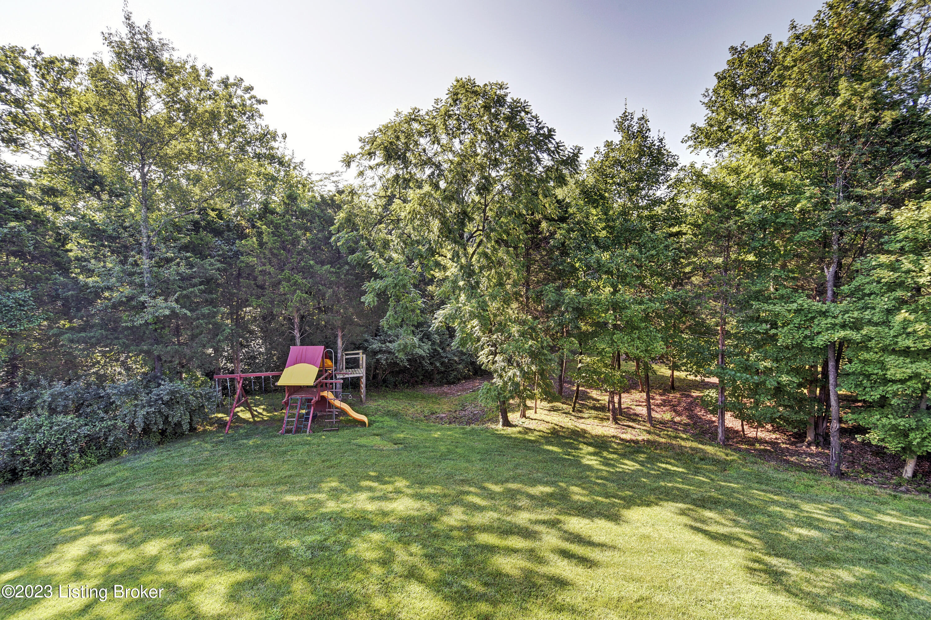 13306 Longwood Ln