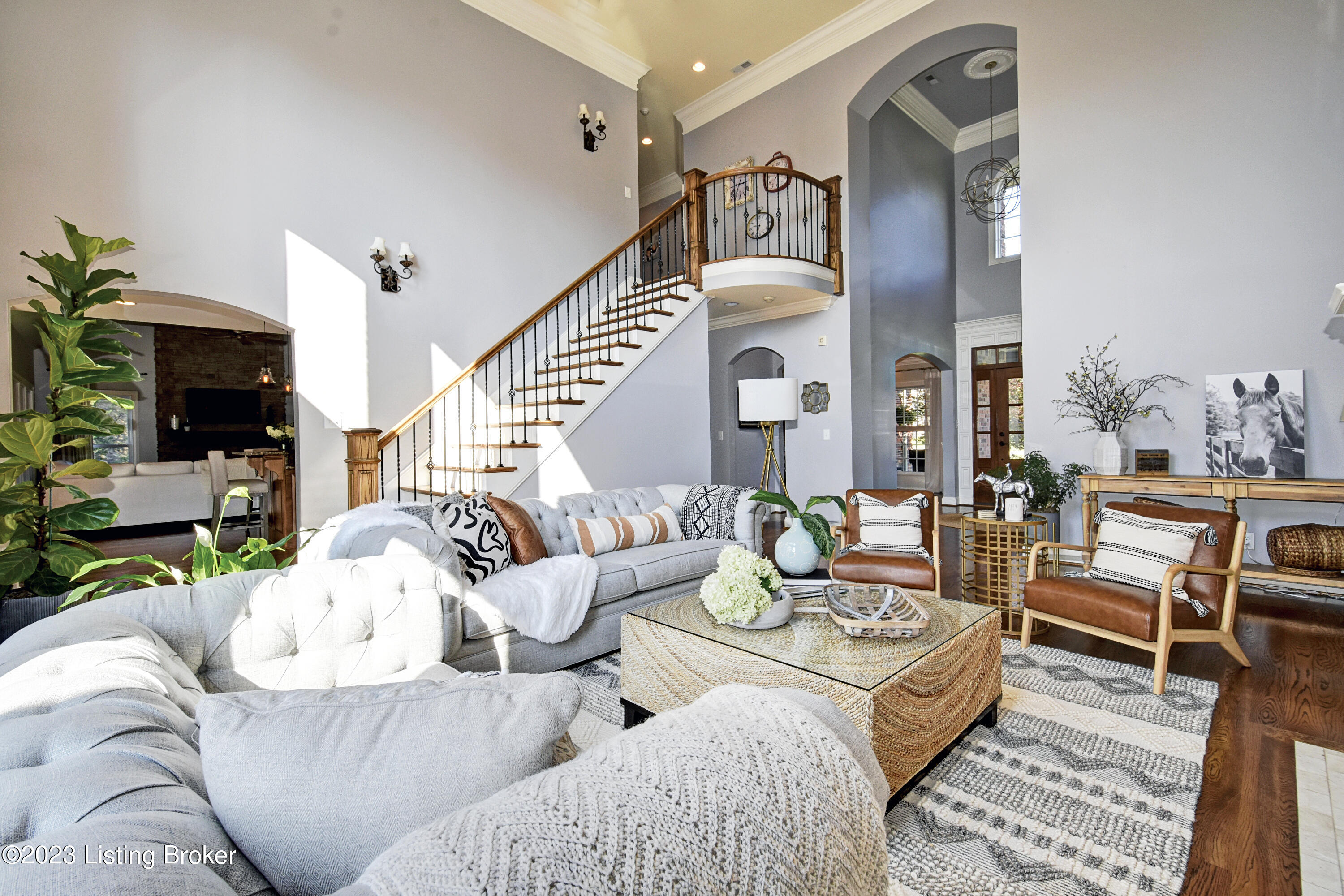 13306 Longwood Ln