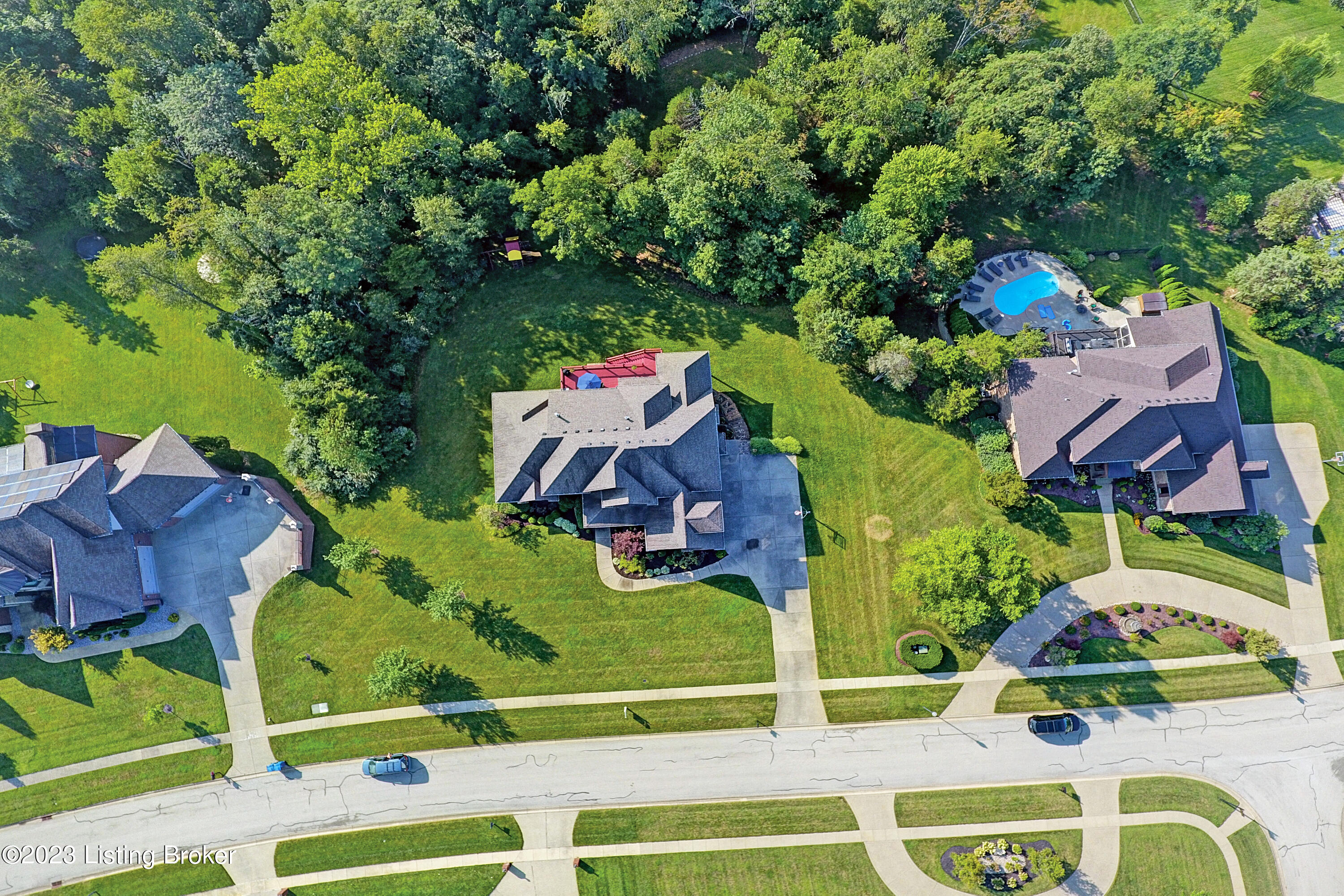 13306 Longwood Ln