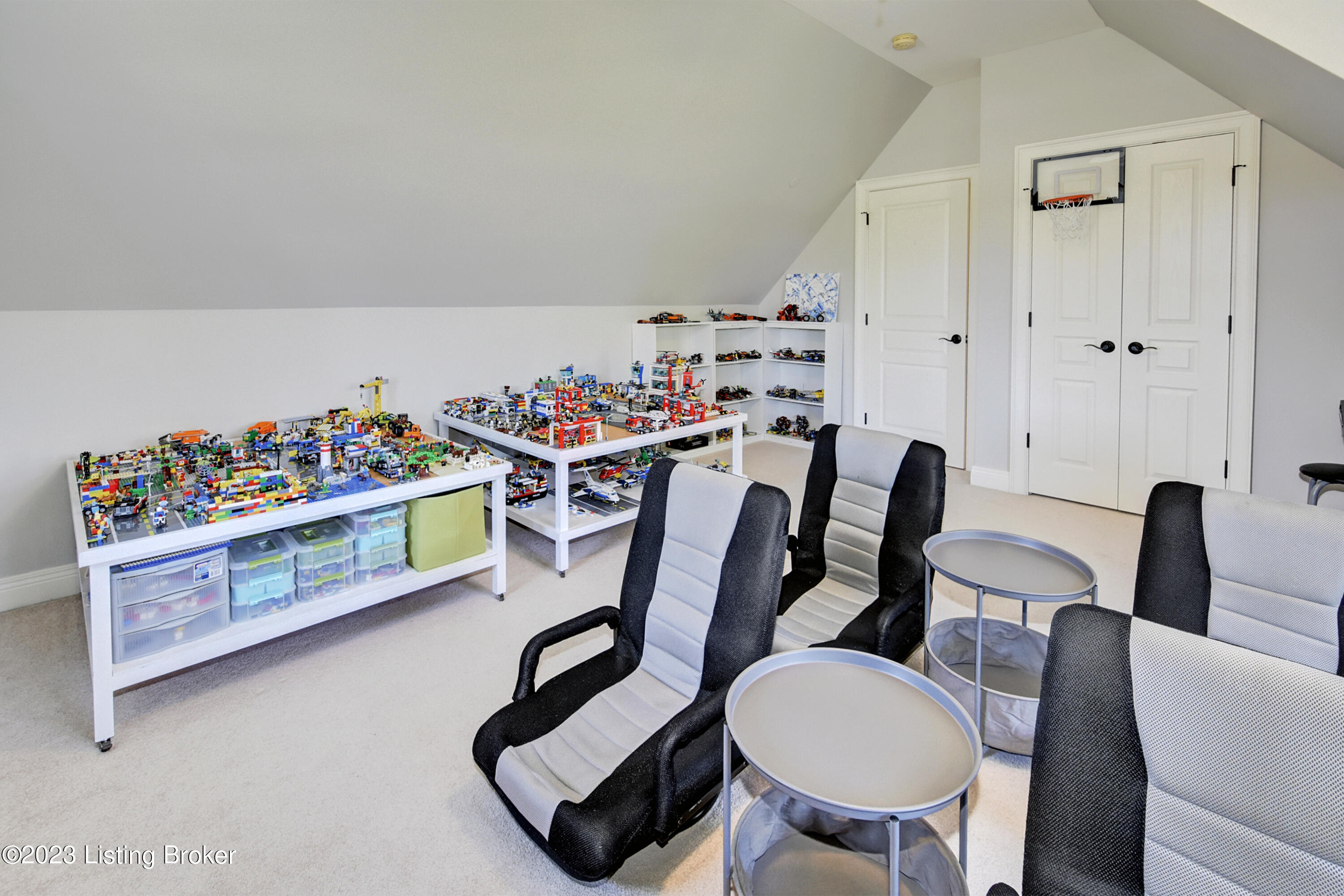 13306 Longwood Ln