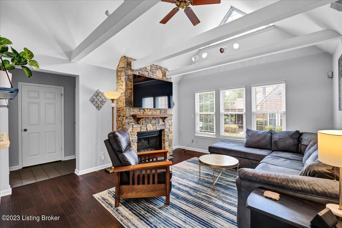 1303 Eastbridge Ct