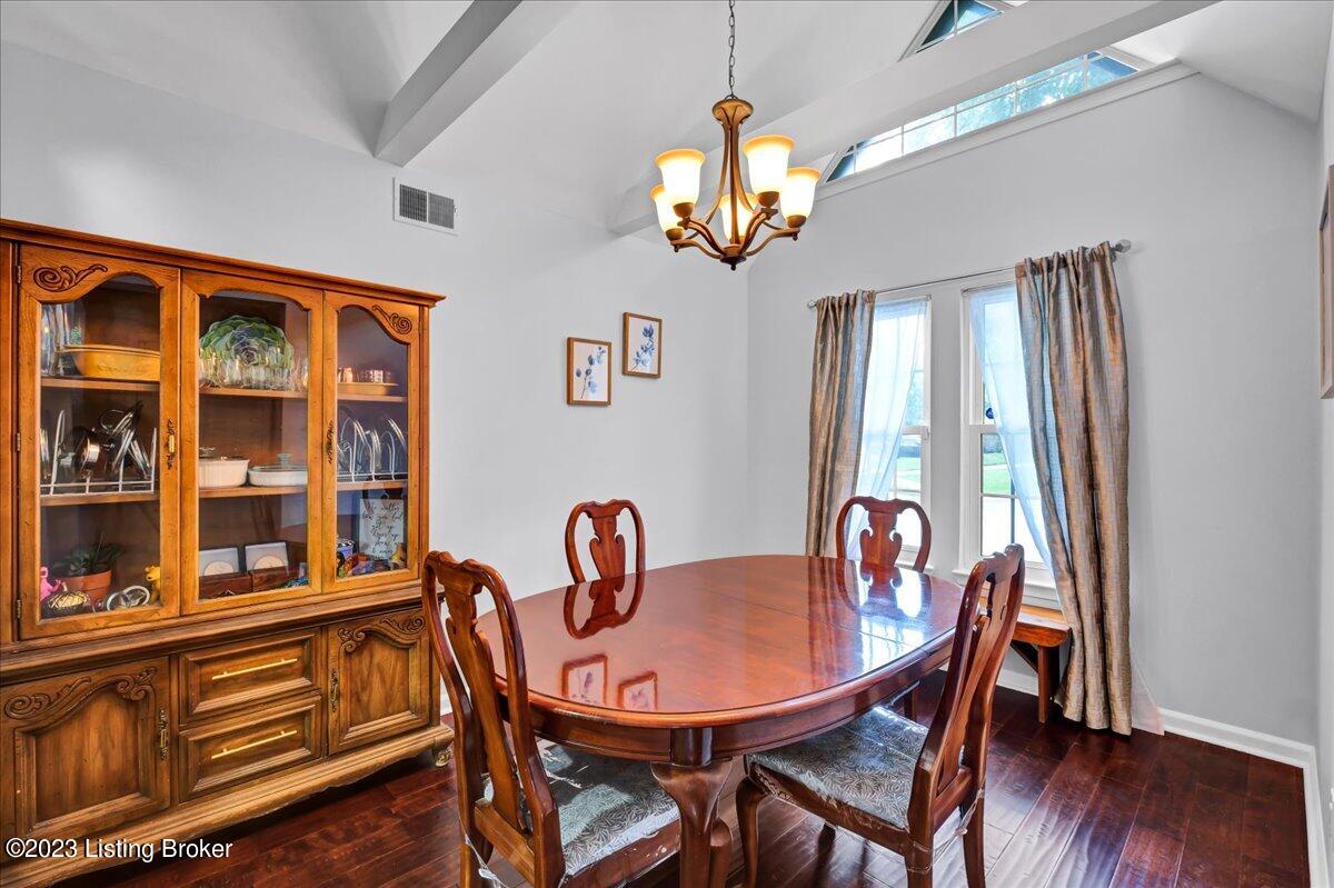1303 Eastbridge Ct