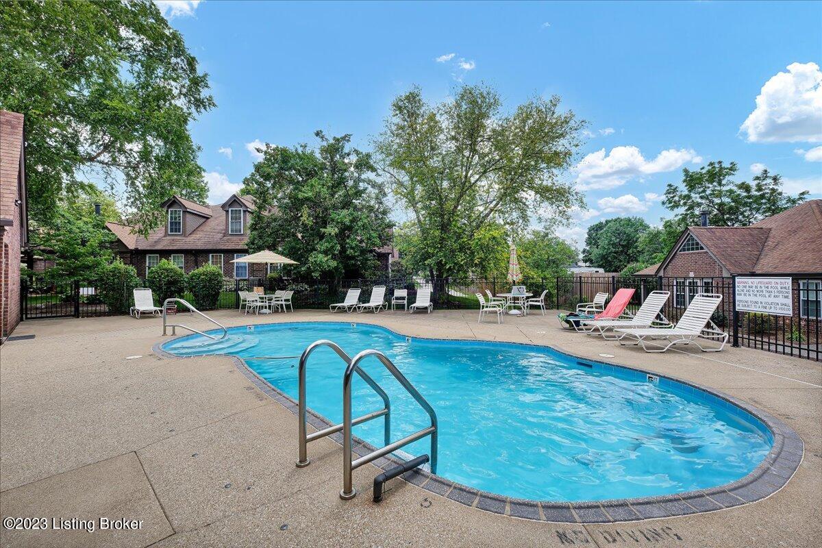 1303 Eastbridge Ct