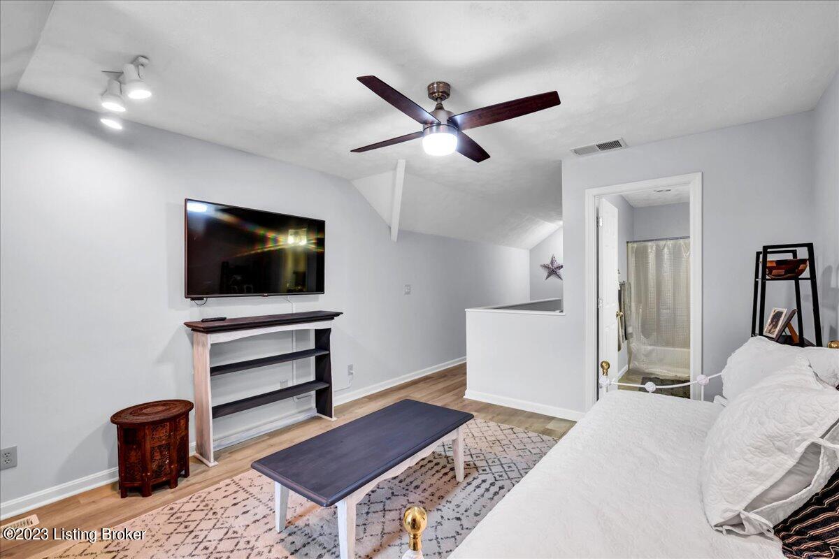 1303 Eastbridge Ct