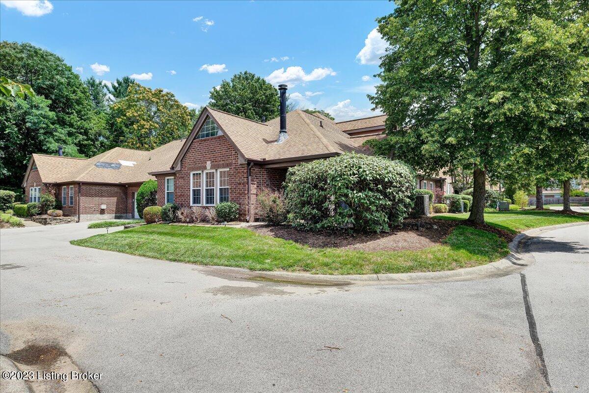 1303 Eastbridge Ct