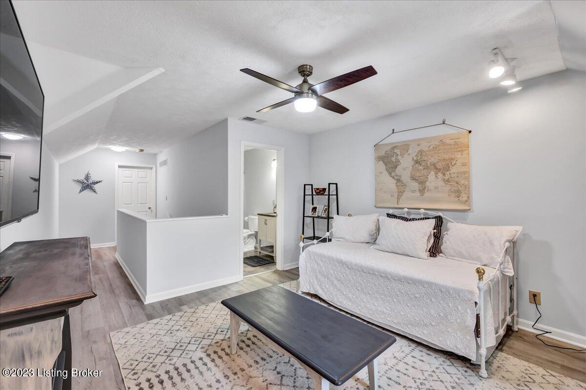 1303 Eastbridge Ct