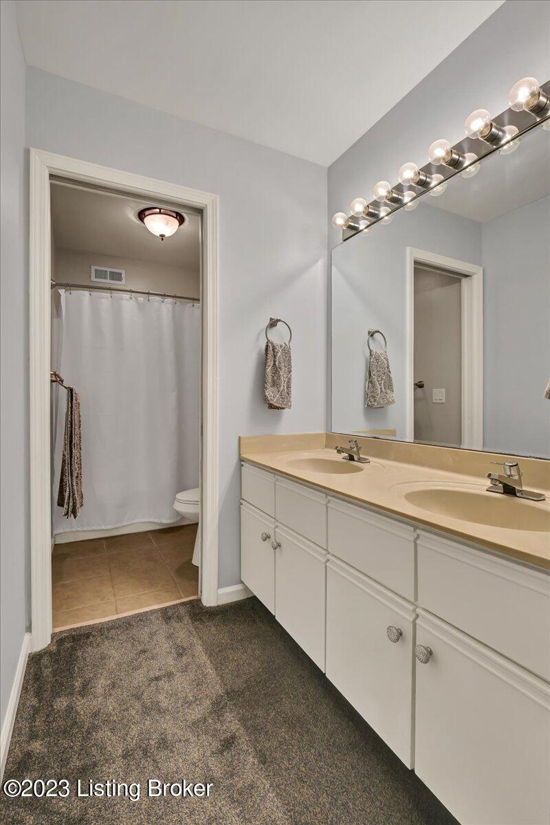 1303 Eastbridge Ct