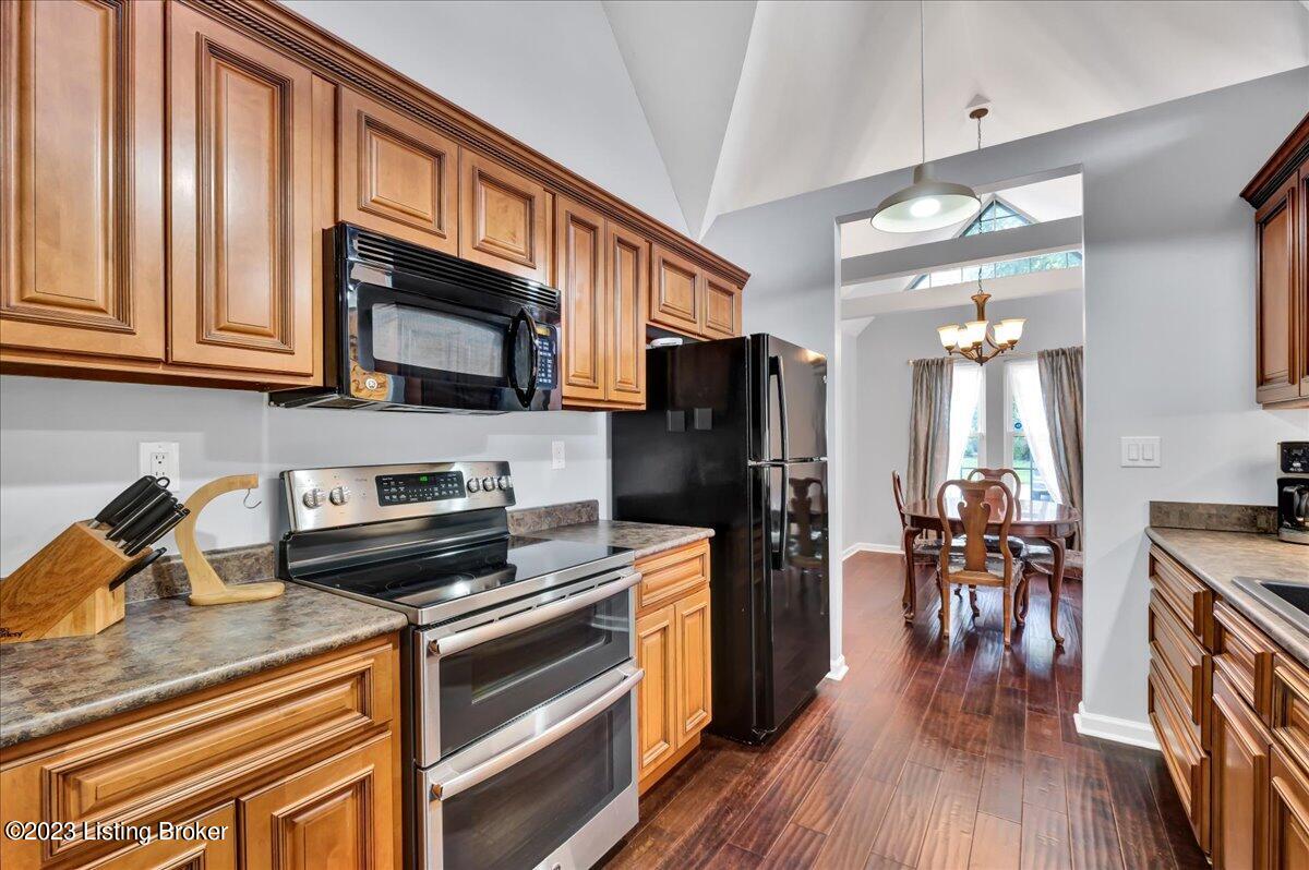 1303 Eastbridge Ct