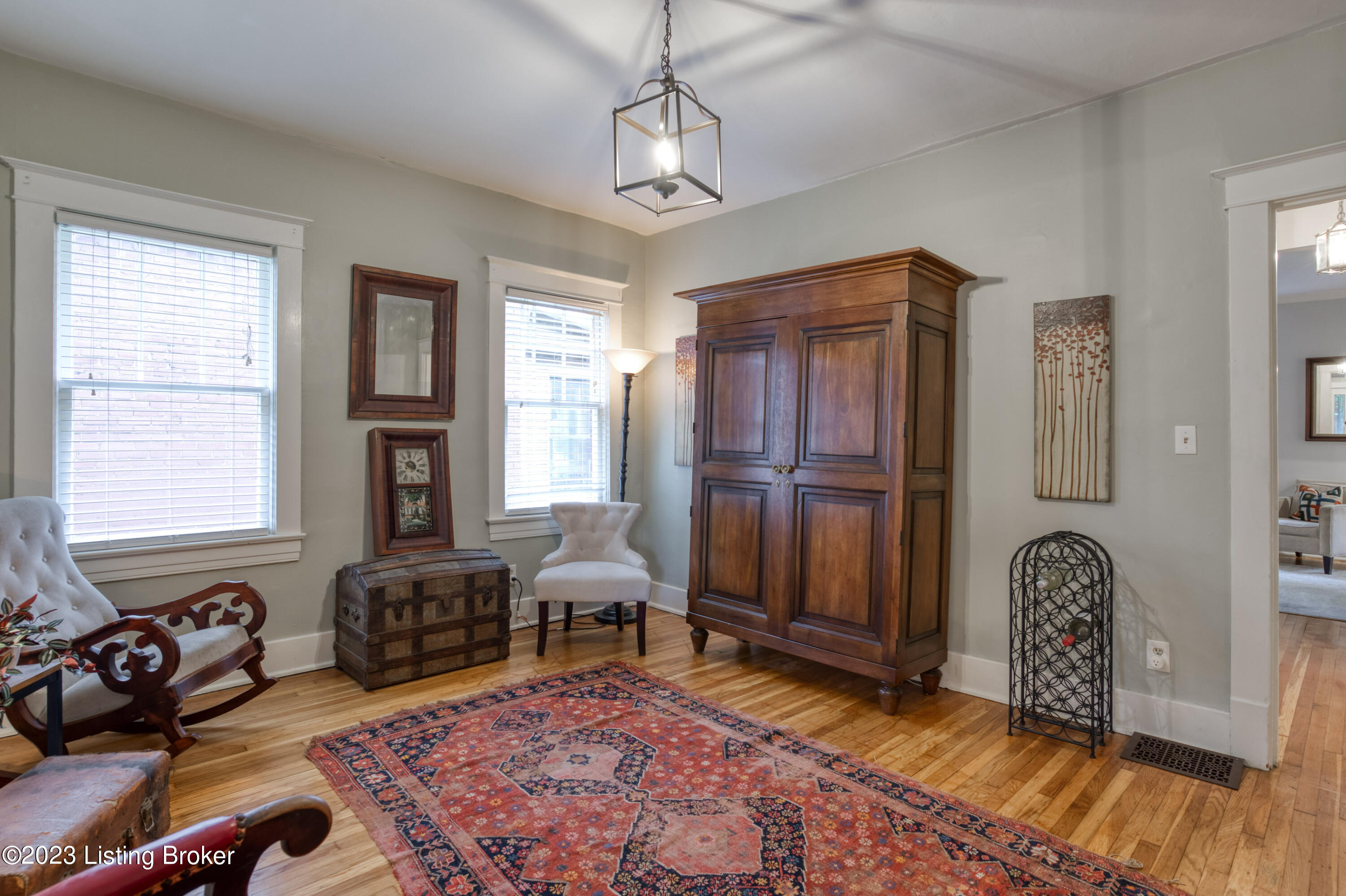 2044 Eastern Pkwy