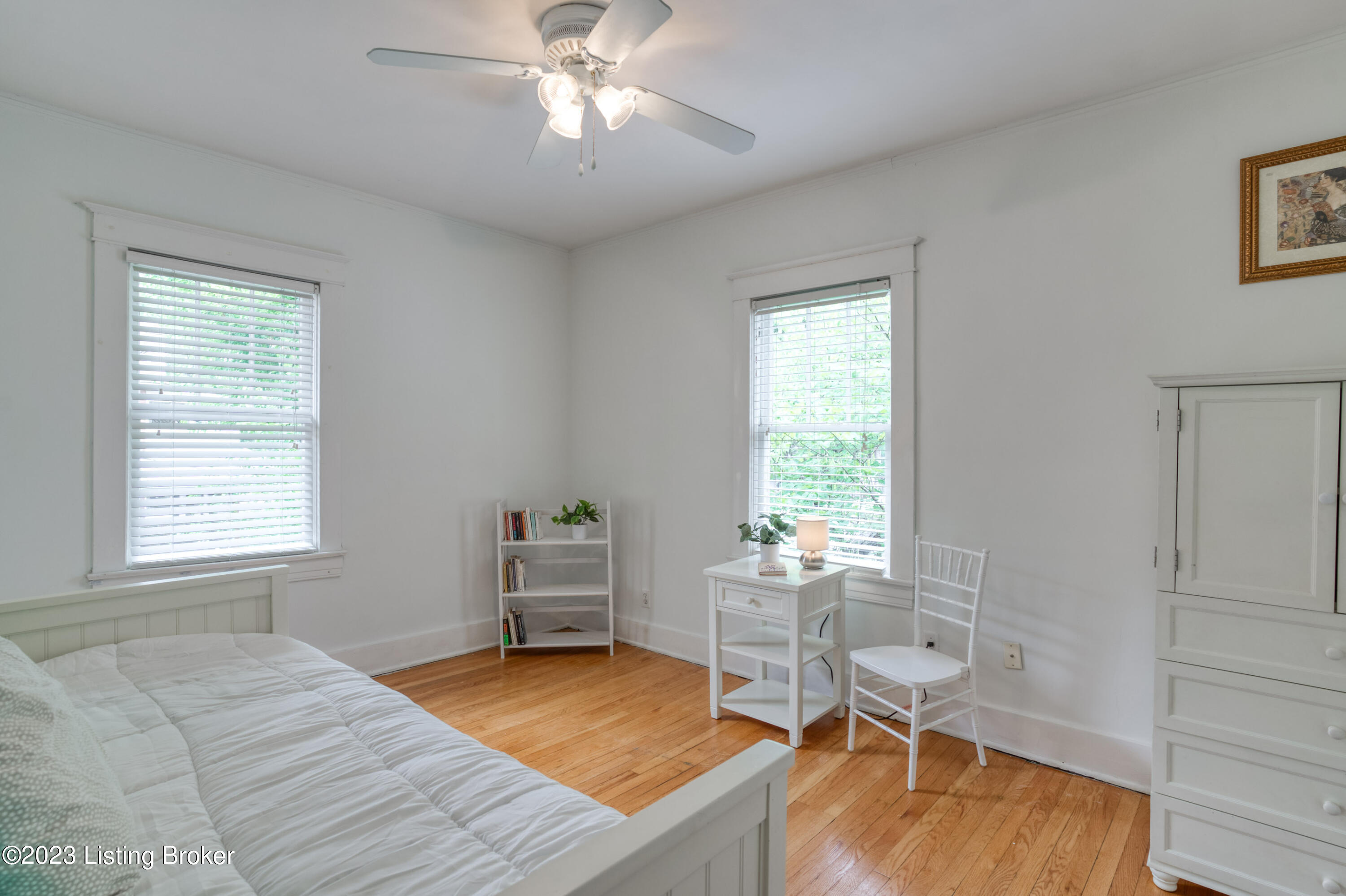 2044 Eastern Pkwy