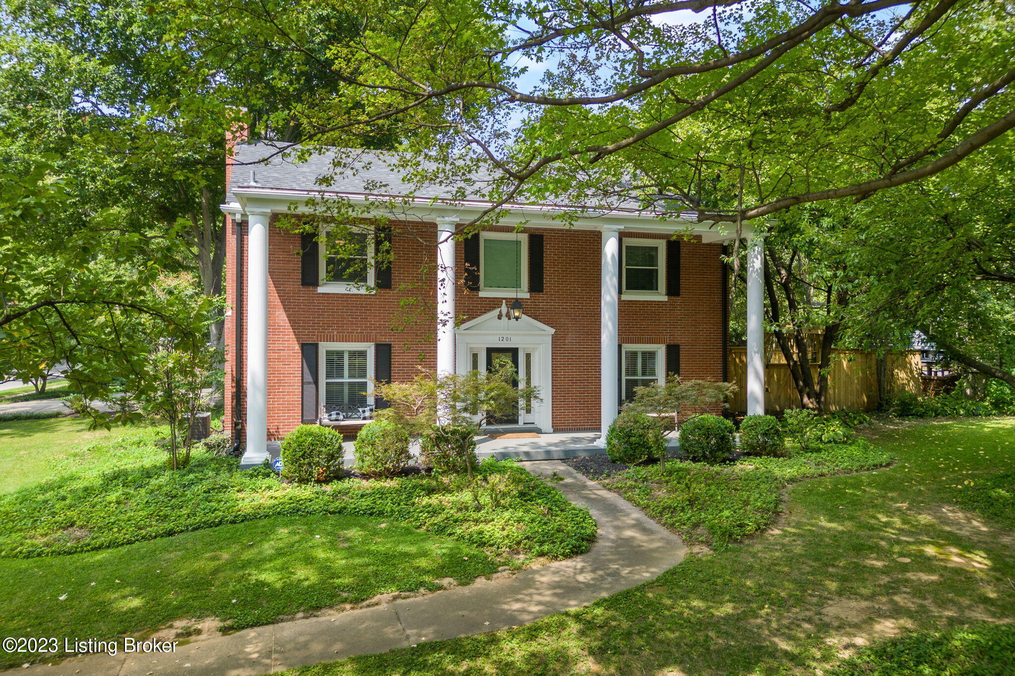 1201 Eastern Pkwy
