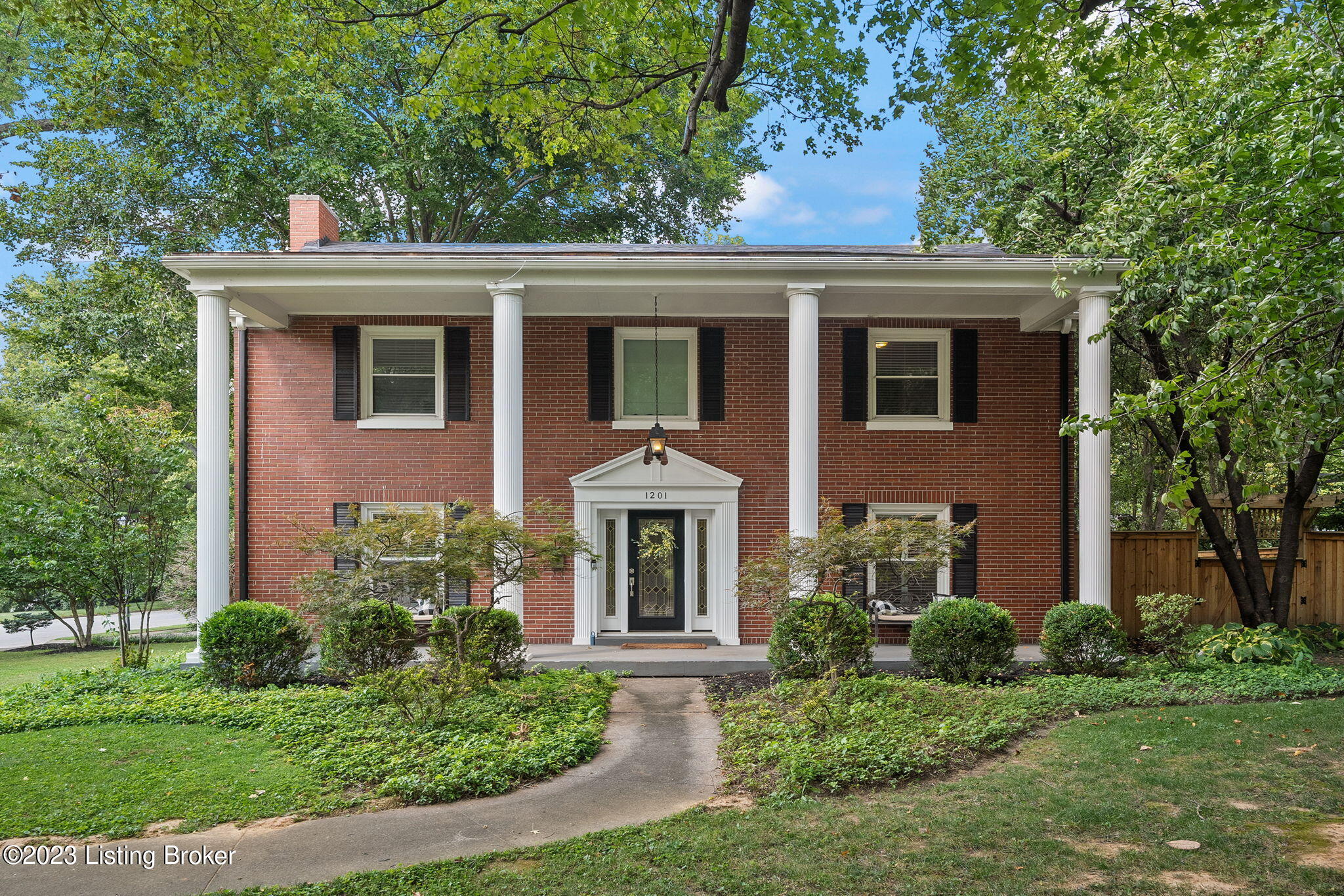 1201 Eastern Pkwy