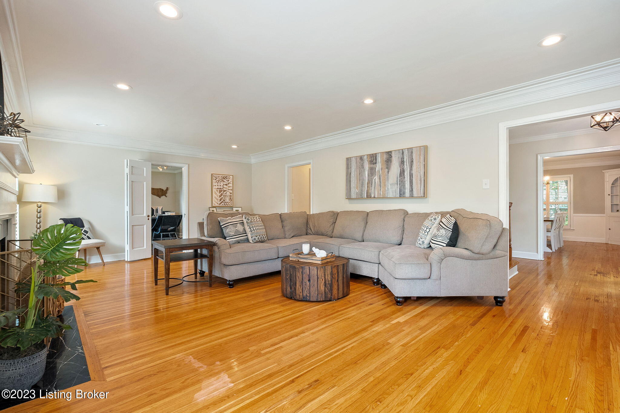 1201 Eastern Pkwy