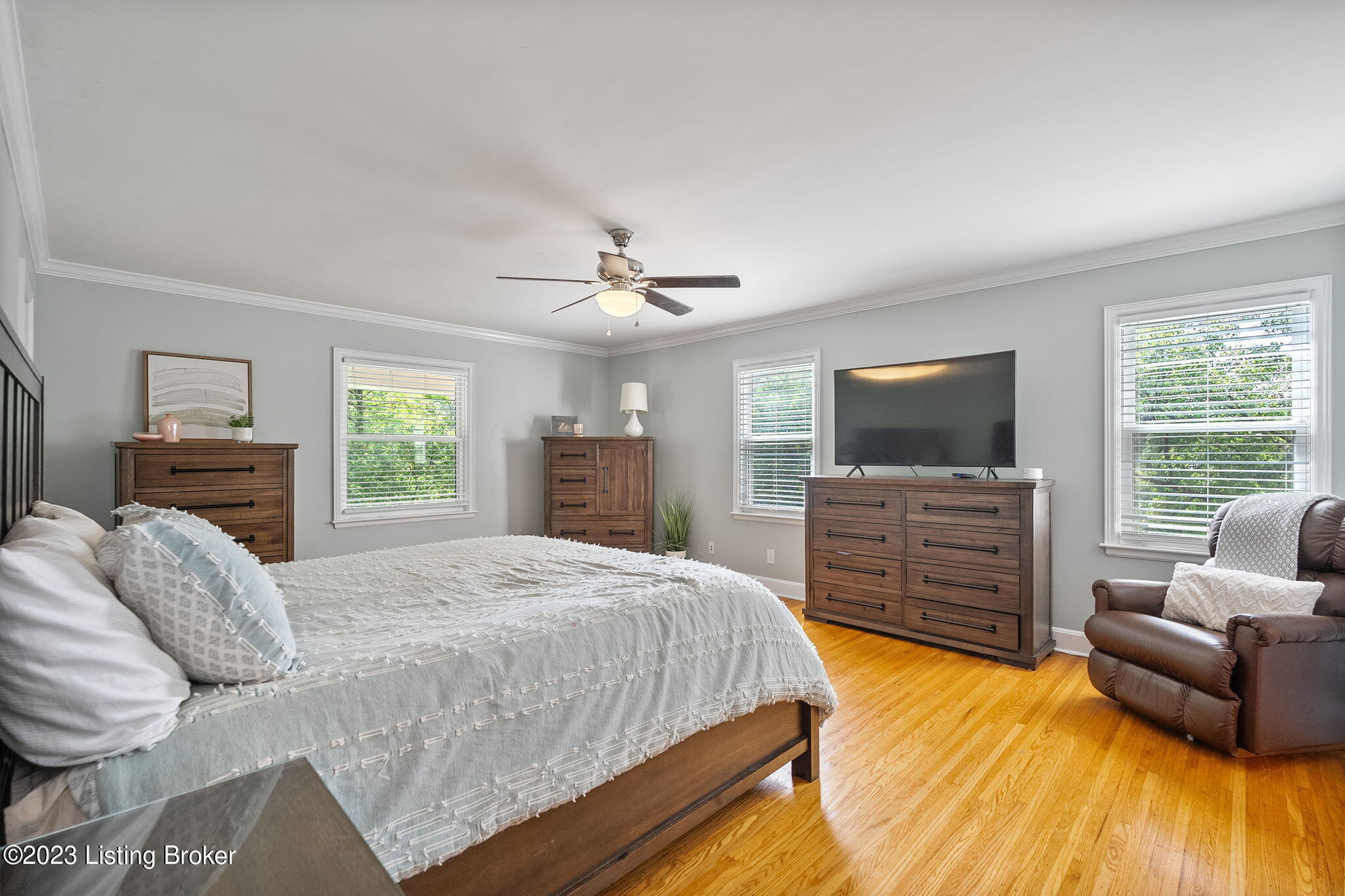1201 Eastern Pkwy